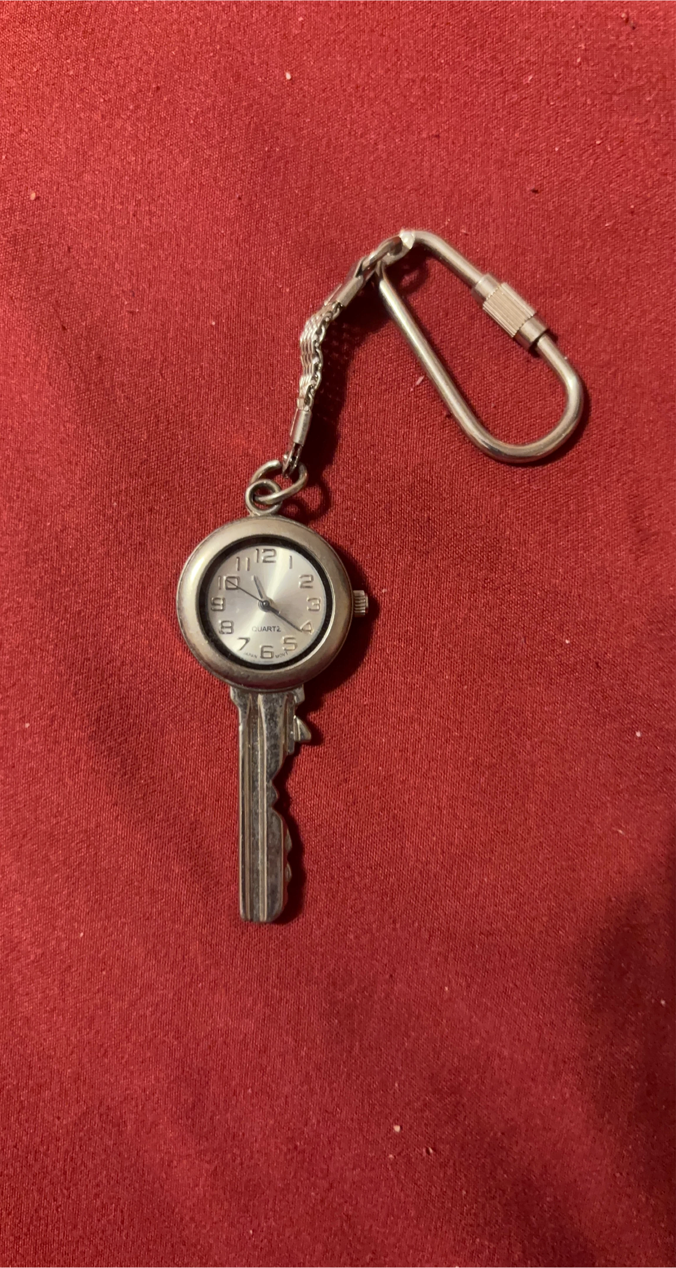 Key Shaped Quartz Watch Keychain no battery thumbnail