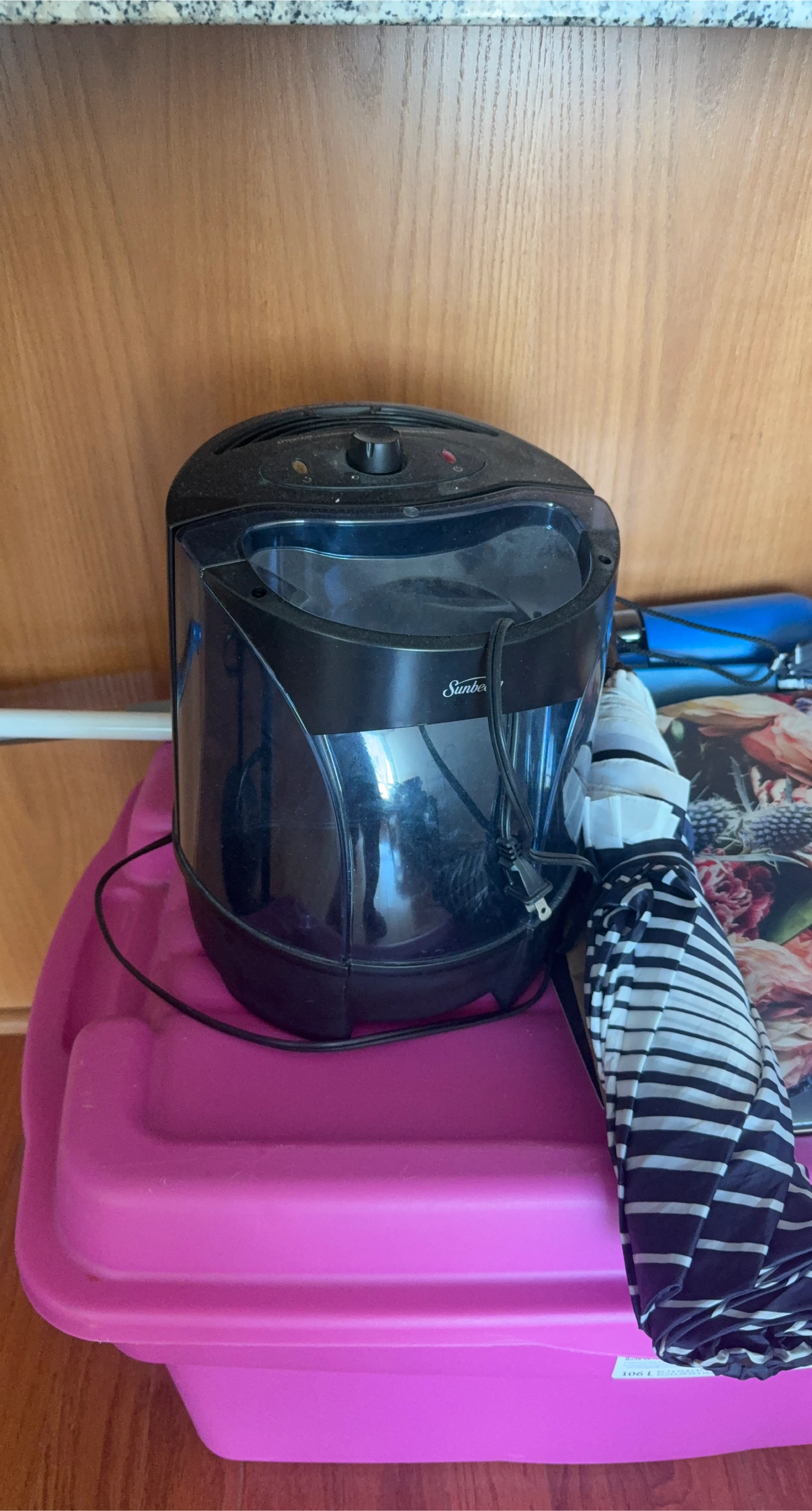 Sunbeam Cool Mist Humidifier thumbnail