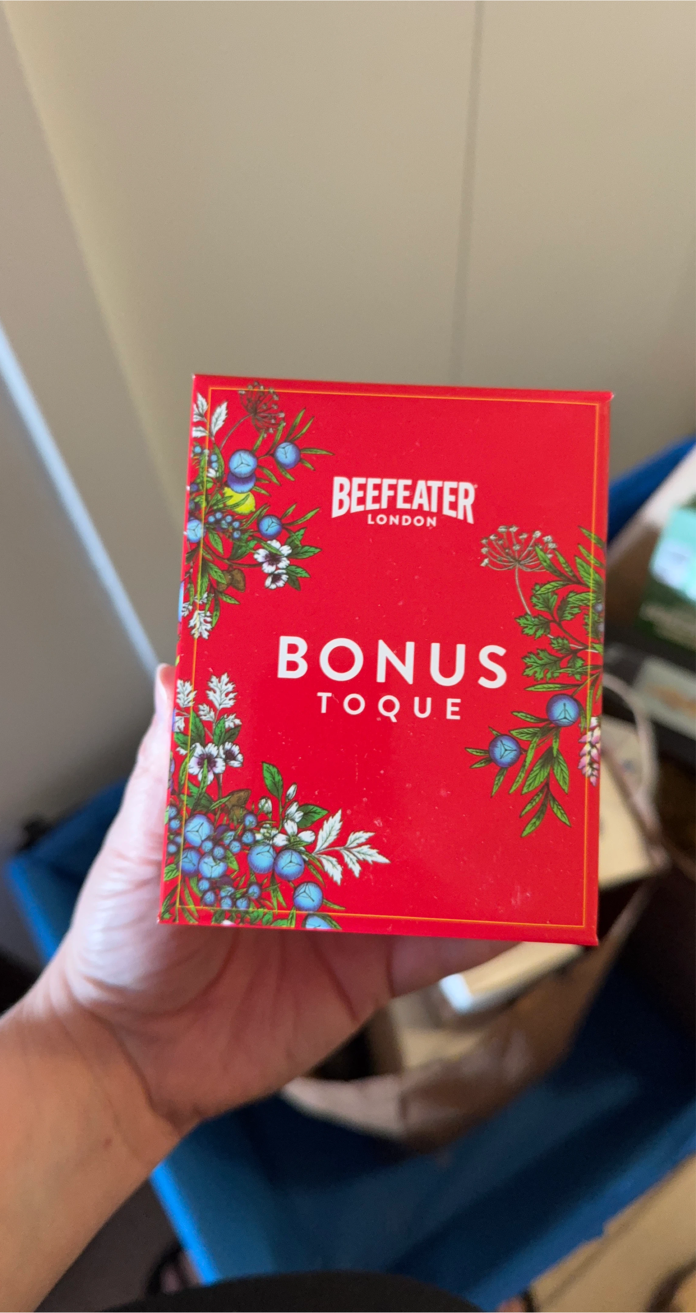 Beefeater London Bonus Toque - New image indicator(1)