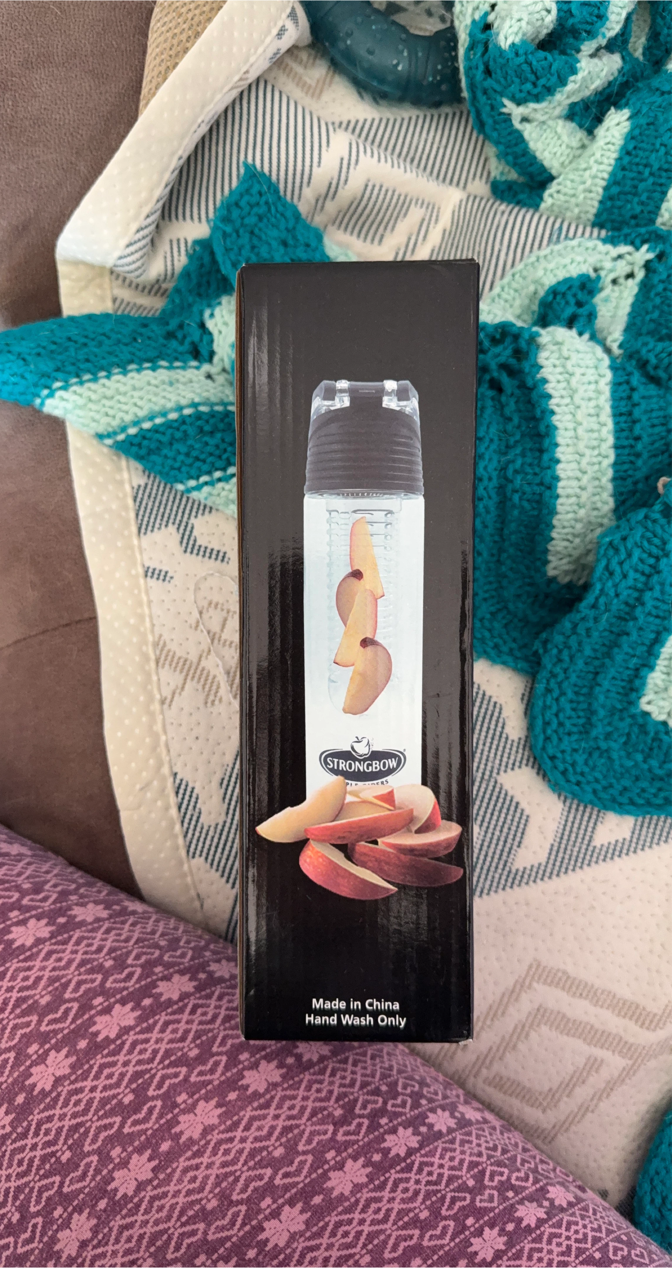 New Strongbow Fruit Infuser Water Bottle thumbnail