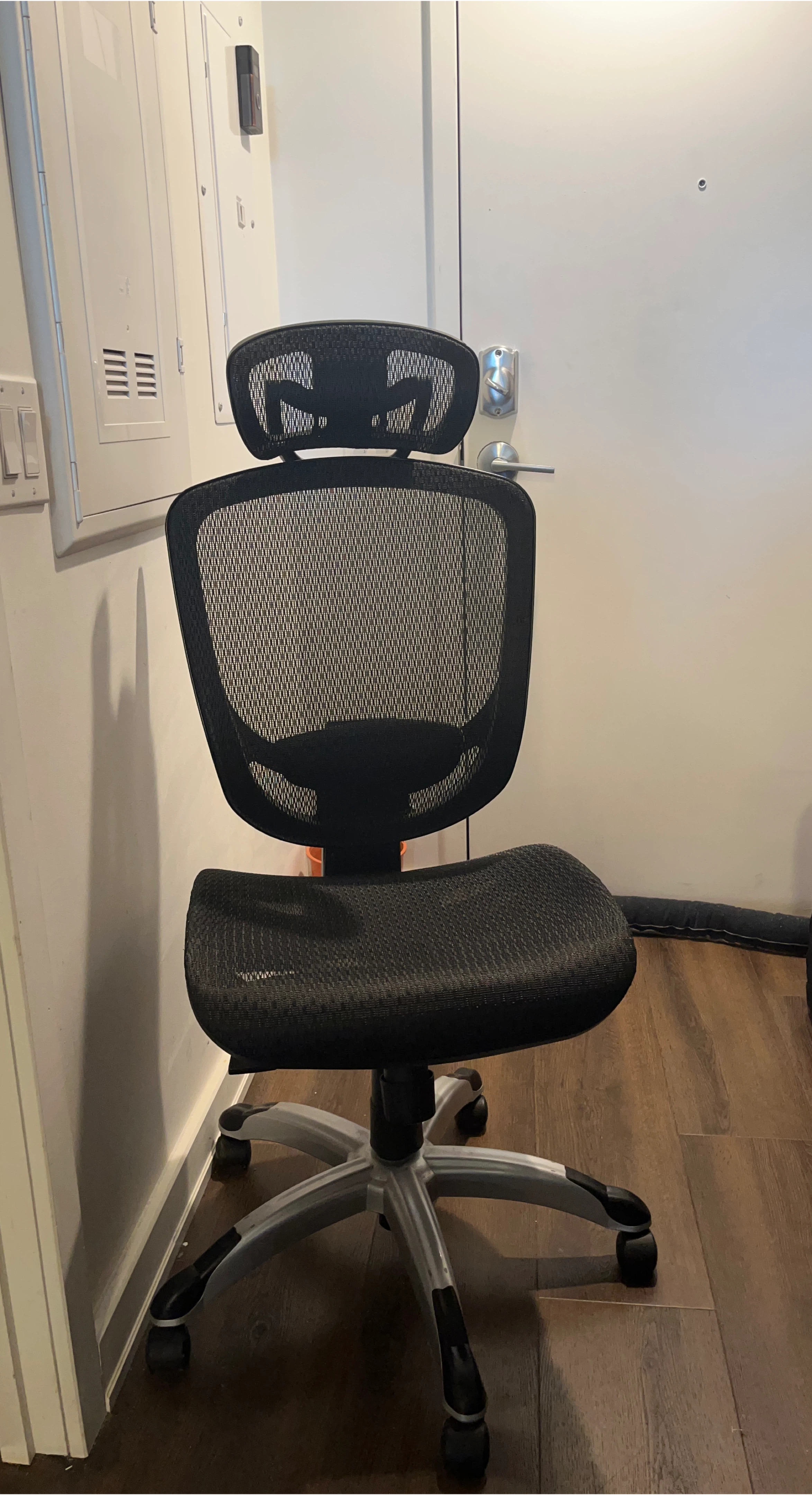 Worklife Brands Ergonomic Office Chair thumbnail