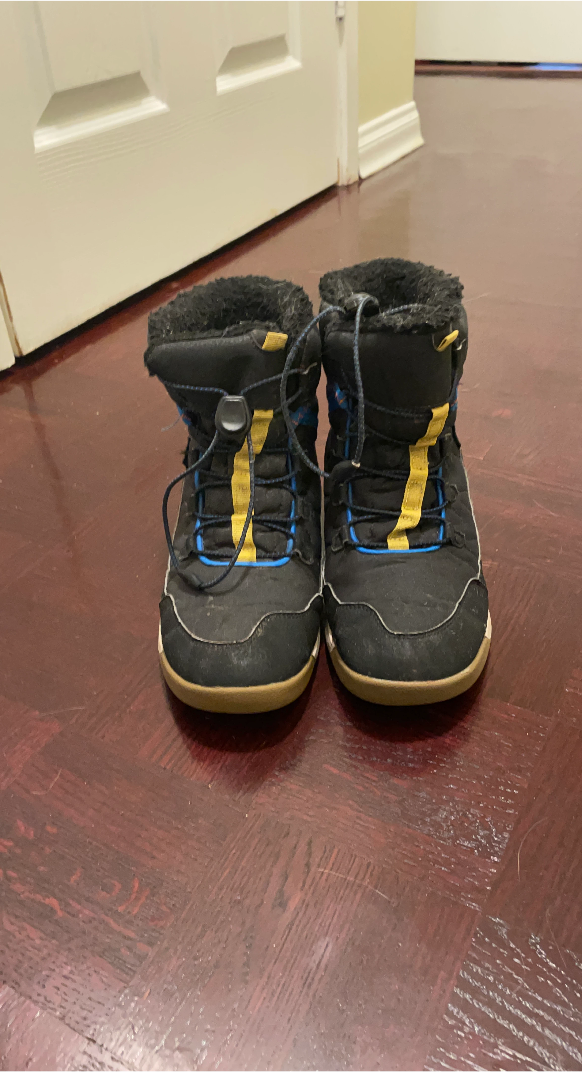Merrell Winter Boots - Size 6M boys thumbnail