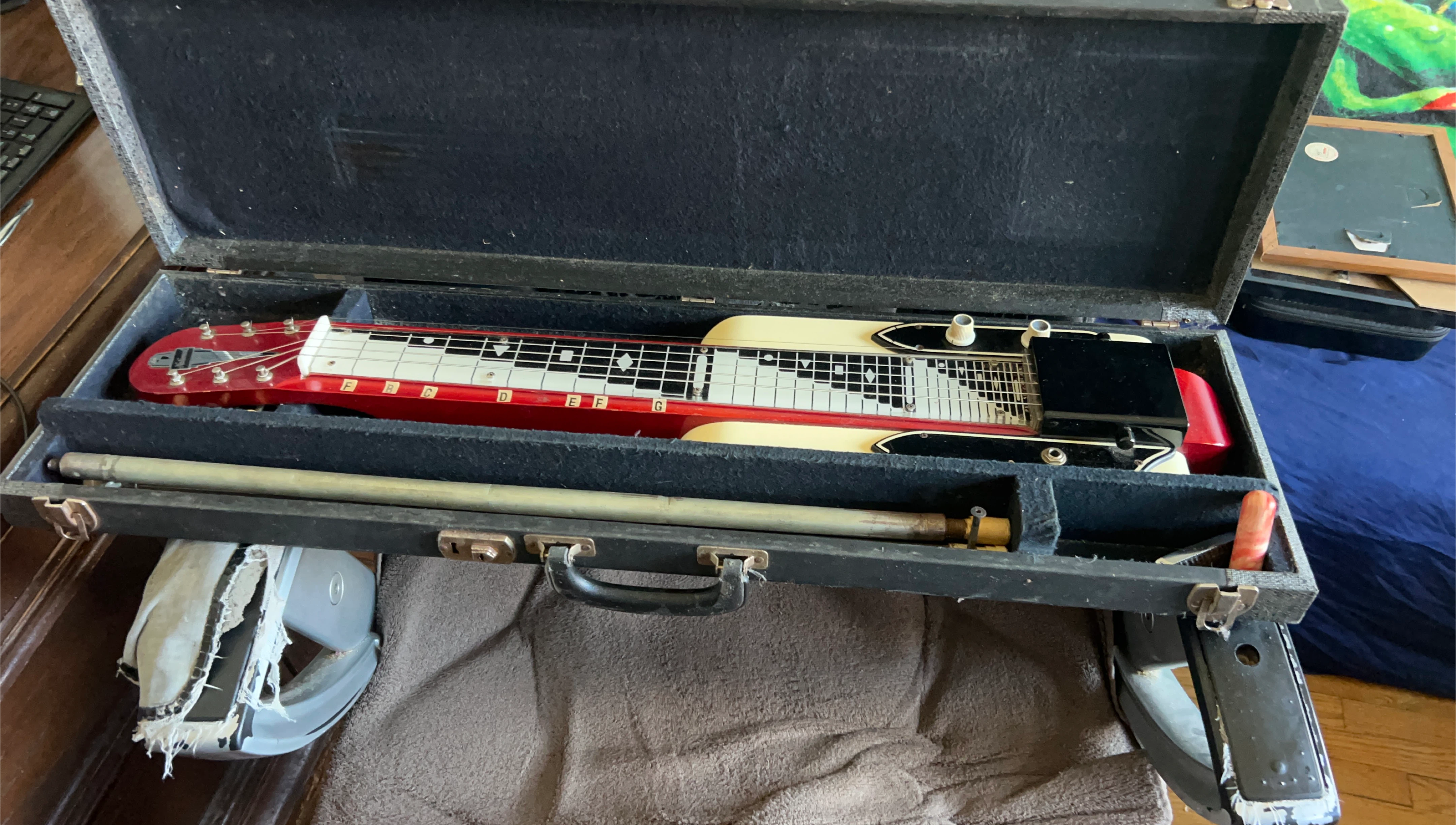 Vintage Lap Steel Guitar with Case thumbnail