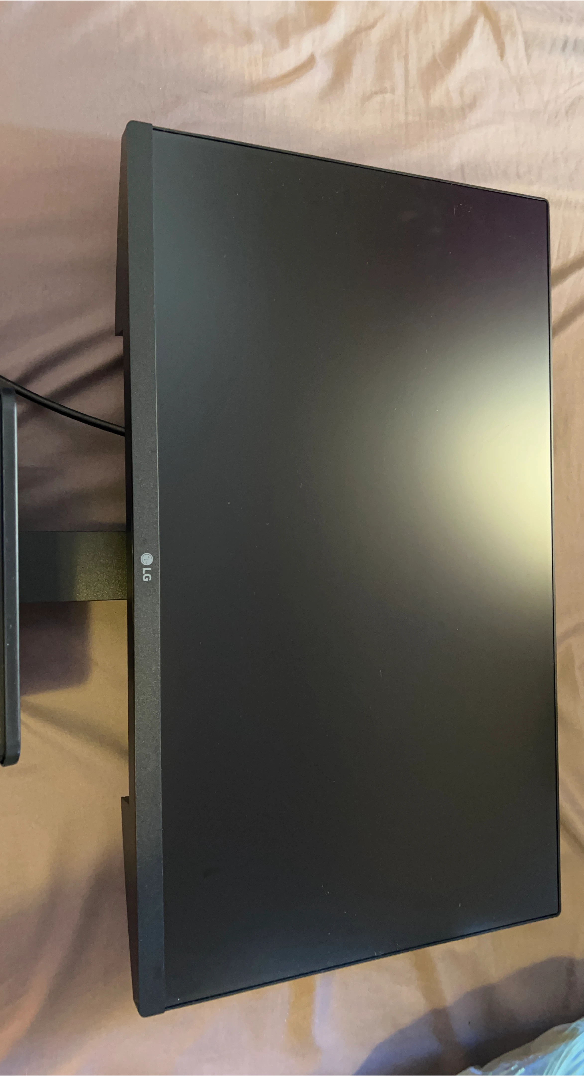 LG Monitor - Great Condition! image indicator(1)