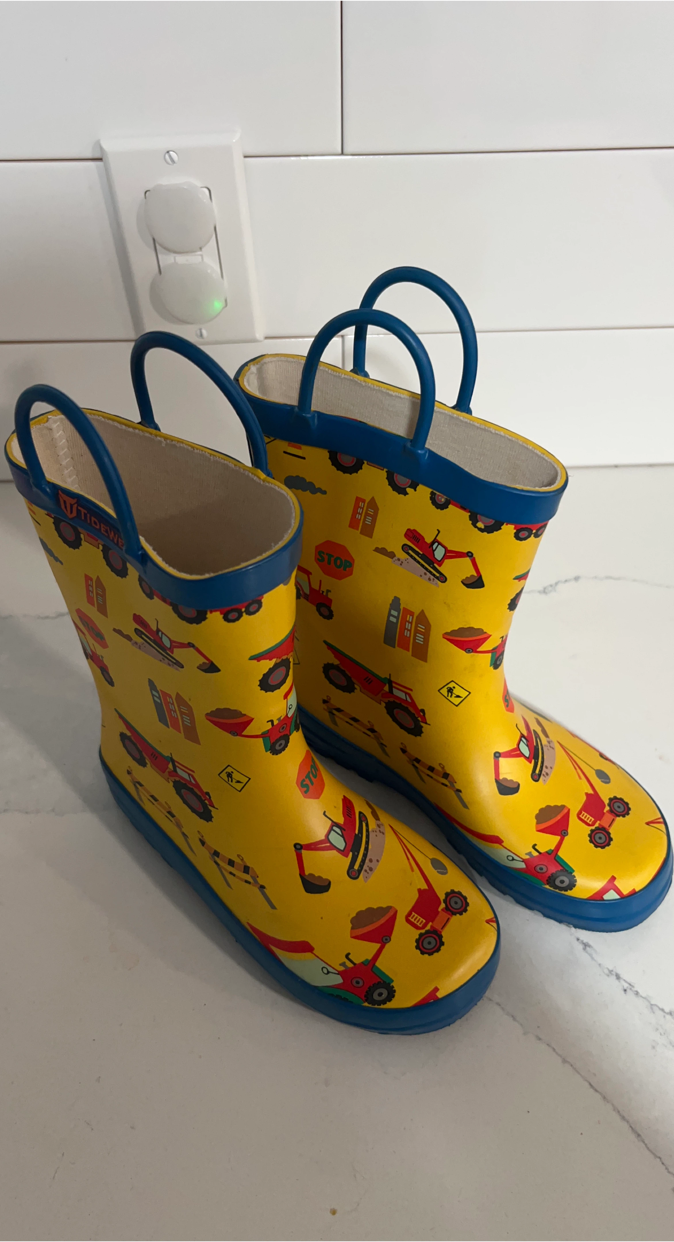 Tidewater Yellow Rain Boots size 13