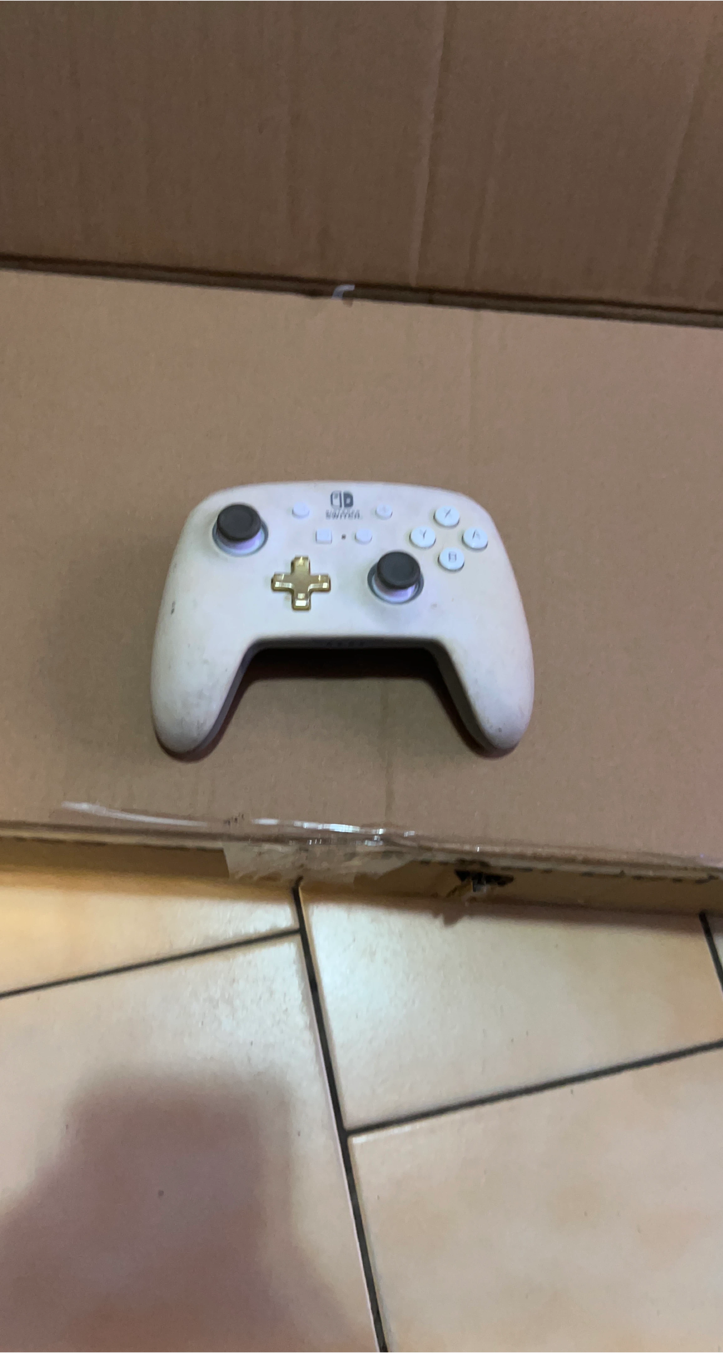 Nintendo Switch Pro Controller thumbnail