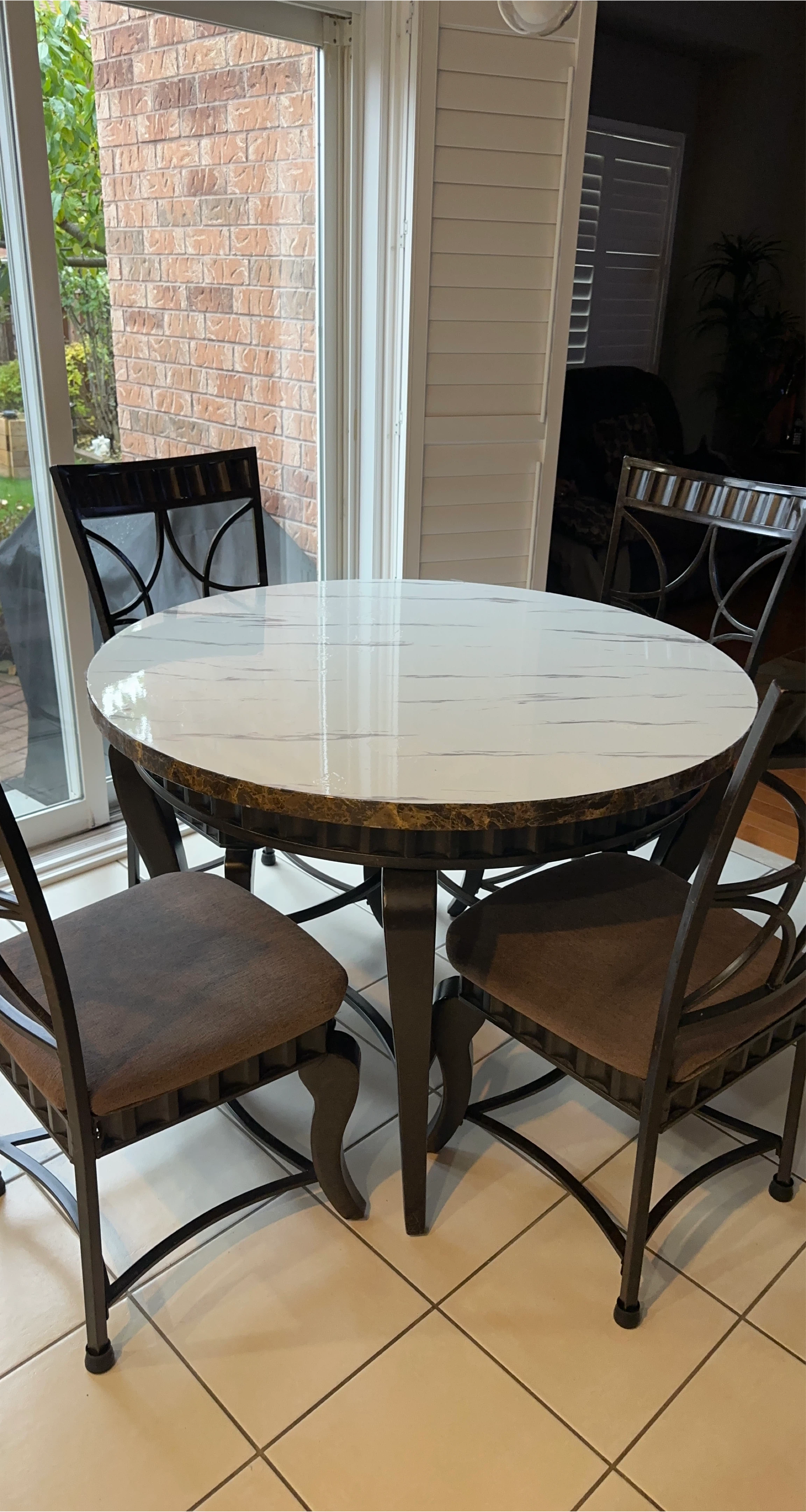 Round Dining Table with 4 Chairs thumbnail