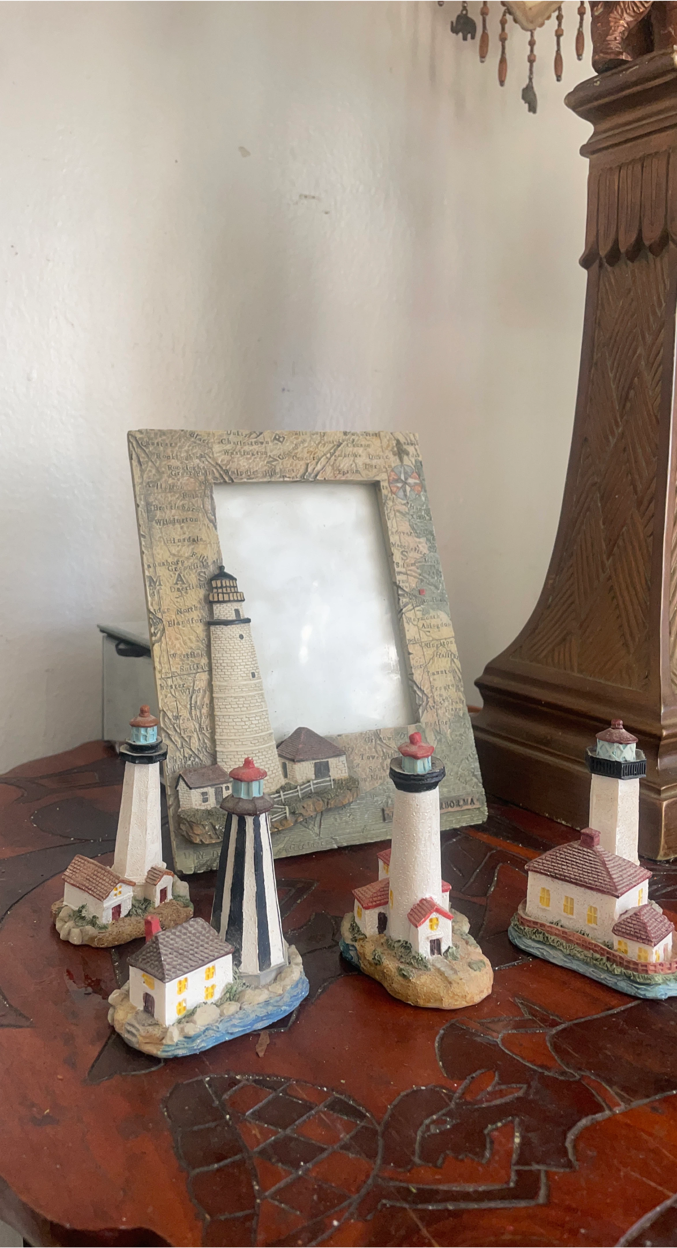 Lighthouse Figurines & Picture Frame thumbnail