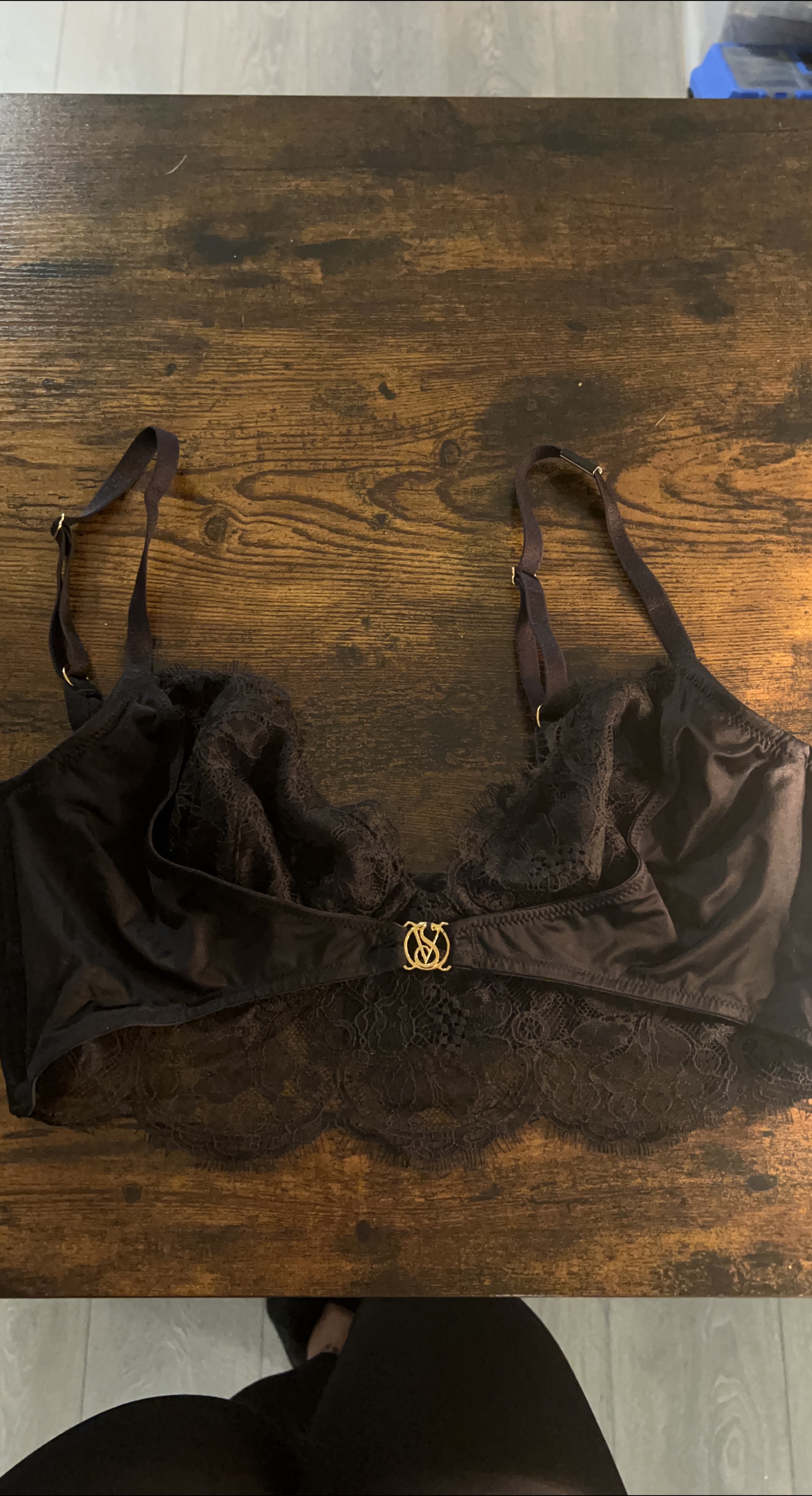 Victoria's Secret Black Lace Bra - Size Large thumbnail