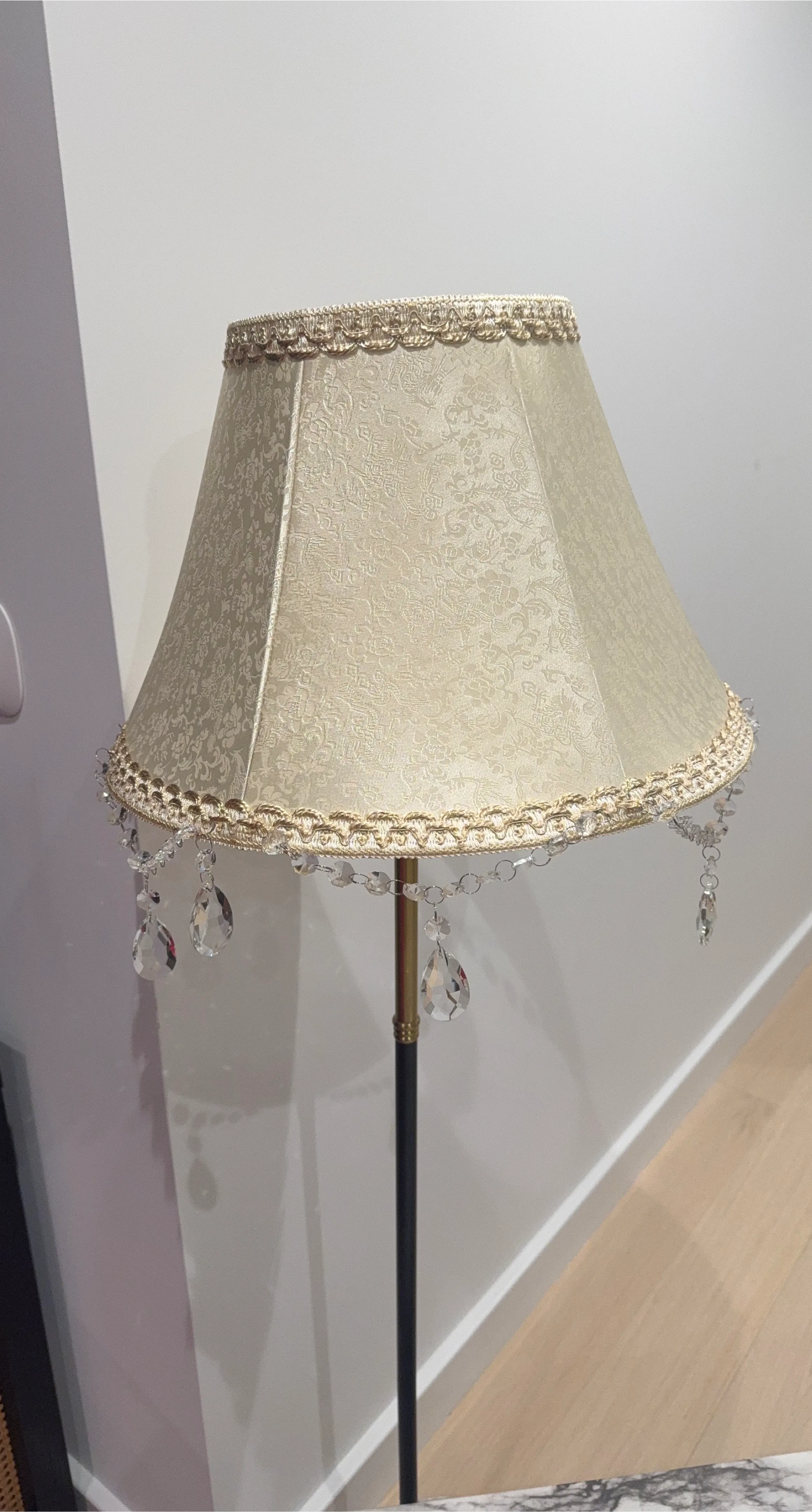 Elegant Floor Lamp with Crystal Accents