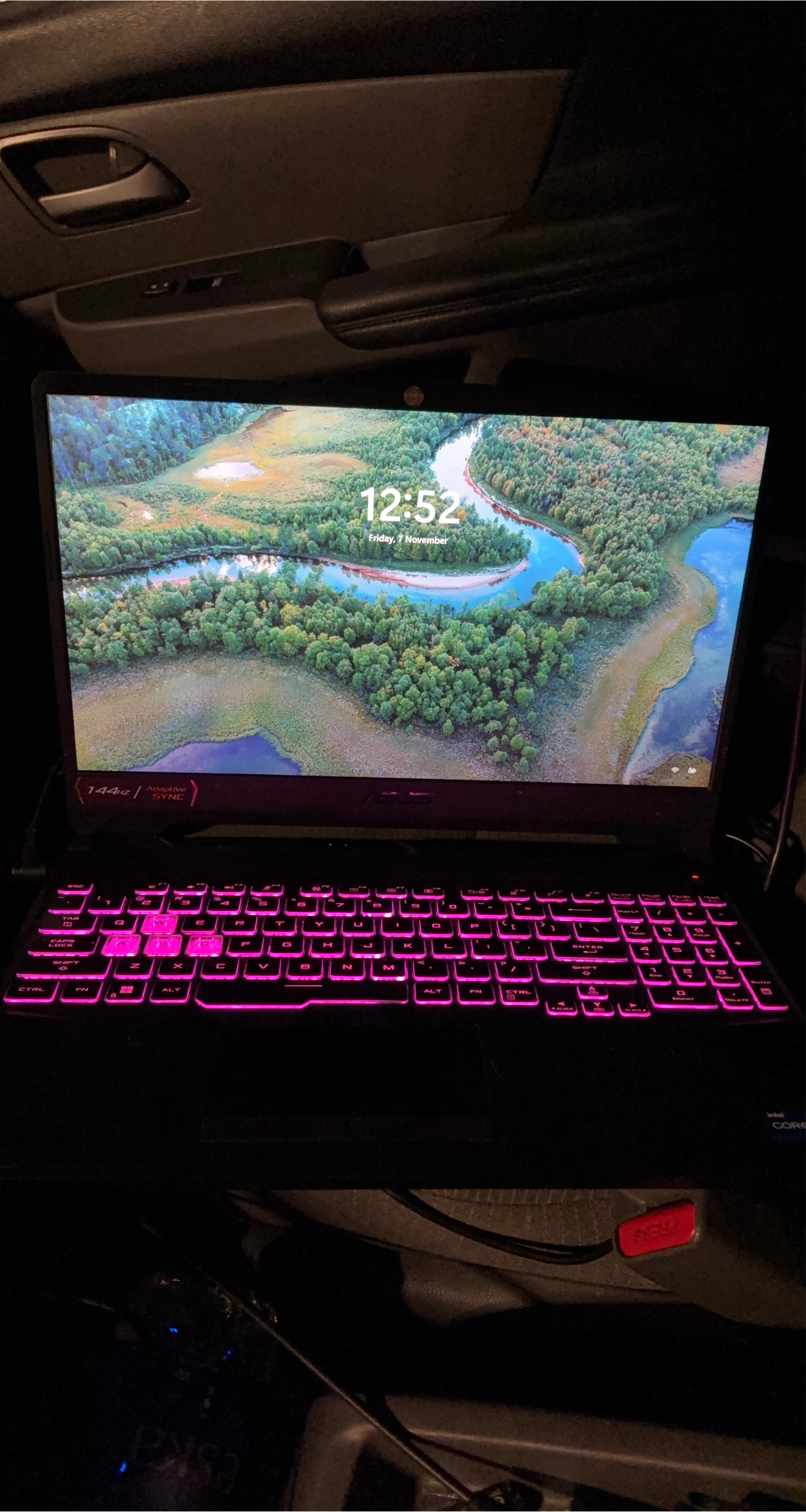 Asus Gaming Laptop - 144Hz Display image indicator(1)