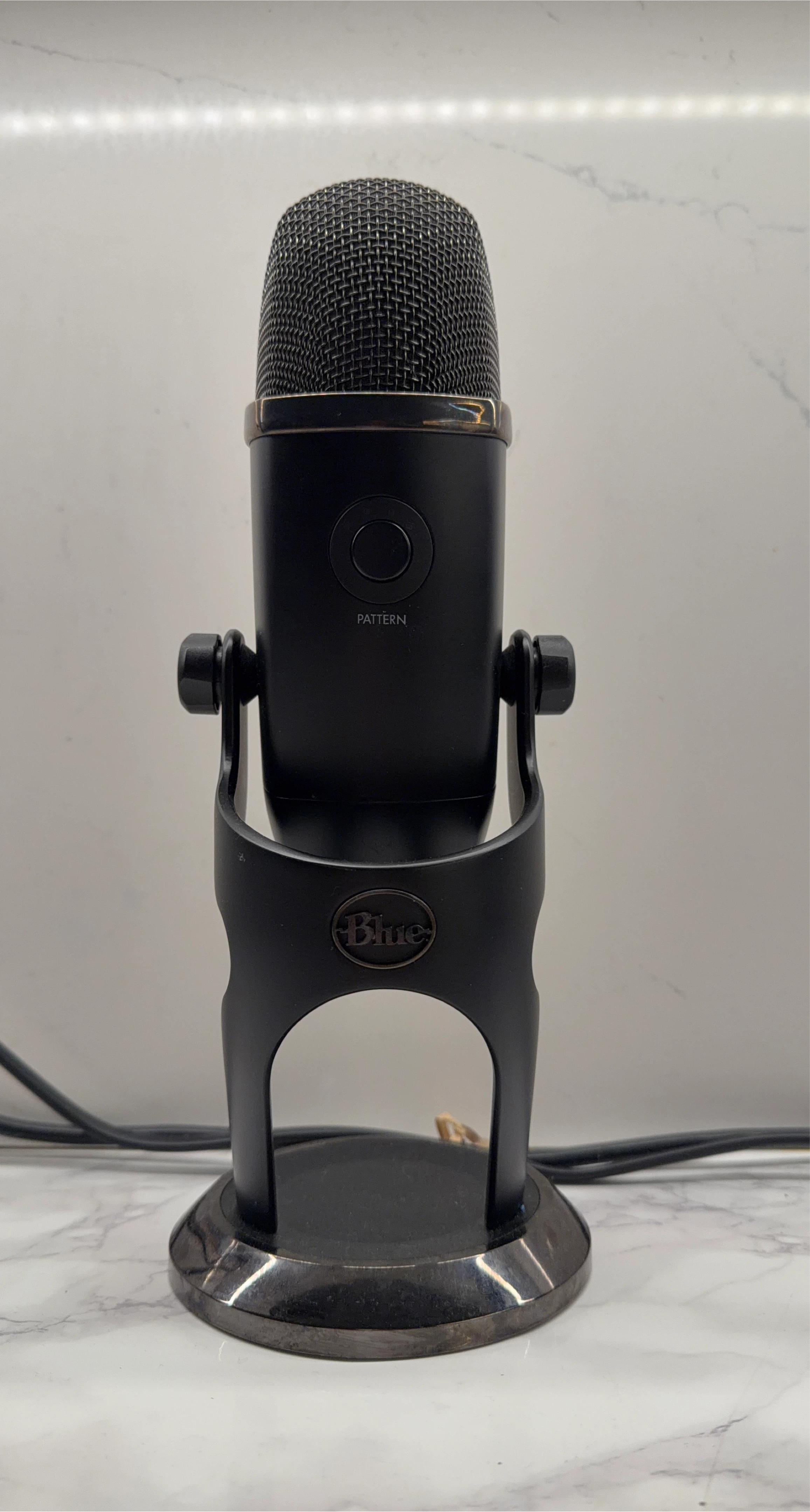 Blue Yeti USB Microphone - Black thumbnail