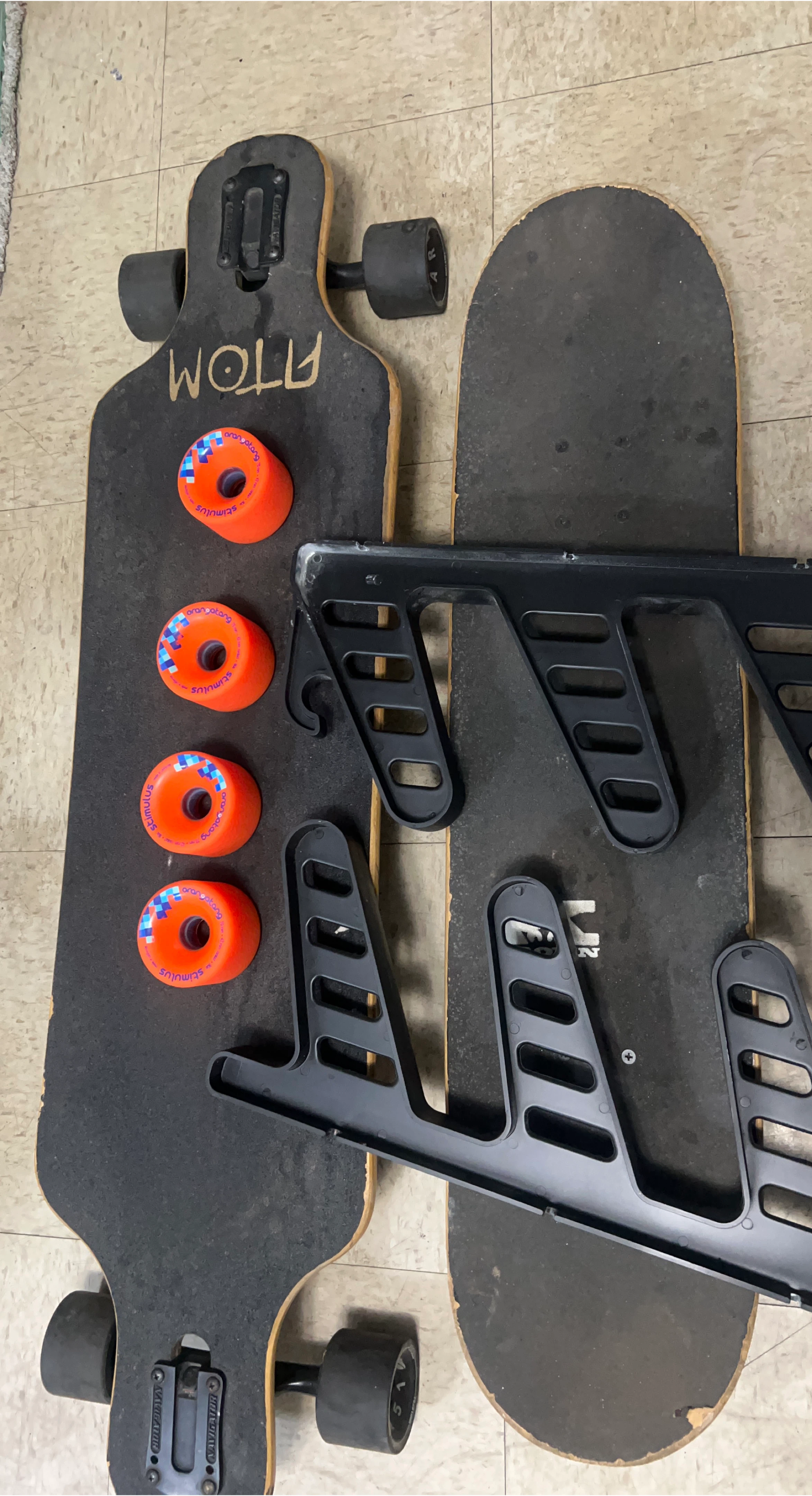 Atom & Woll Longboard Bundle