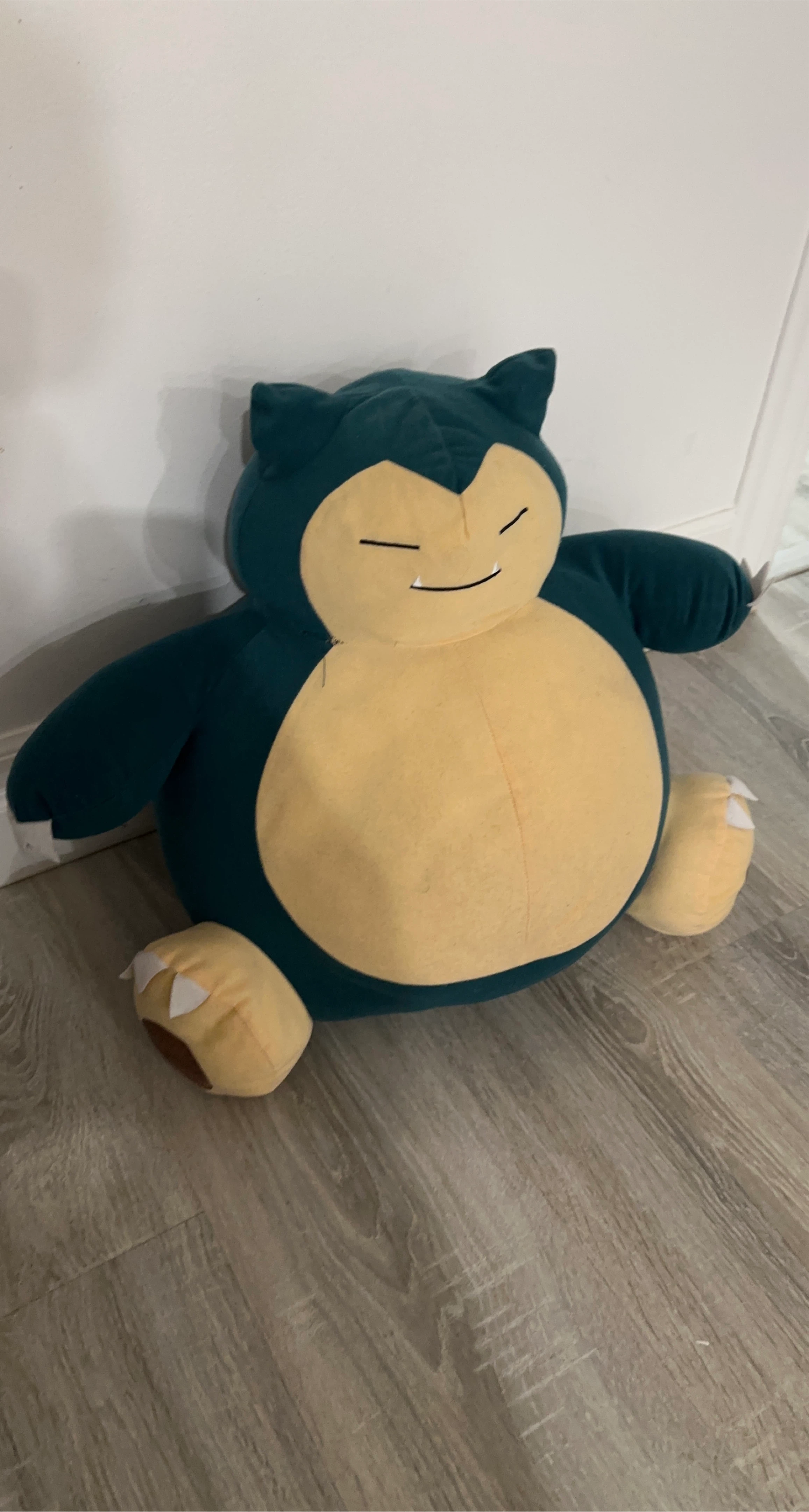 Snorlax Plushie thumbnail