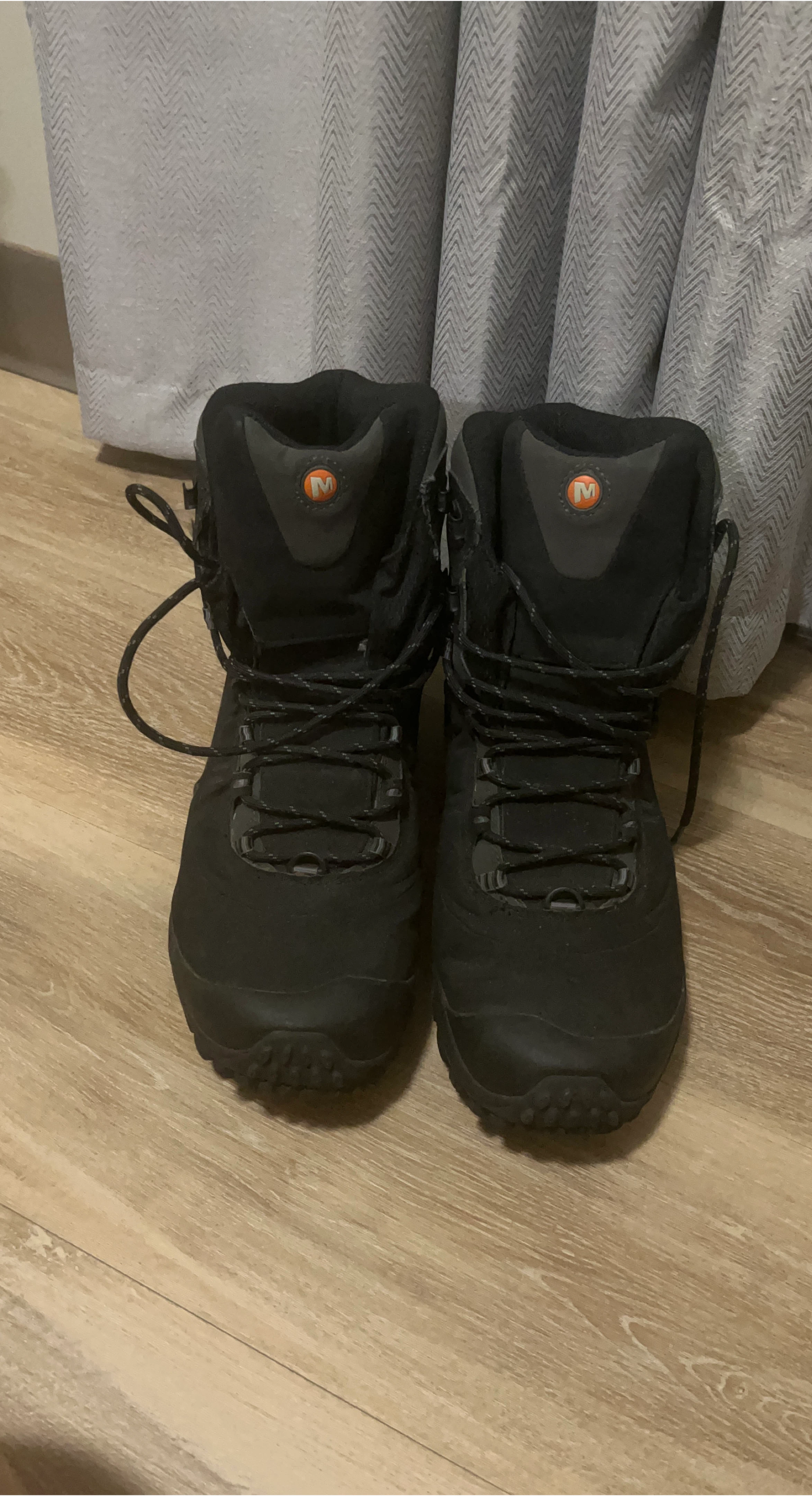 Merrell Black Winter Boots - Men's US 11 🥕
