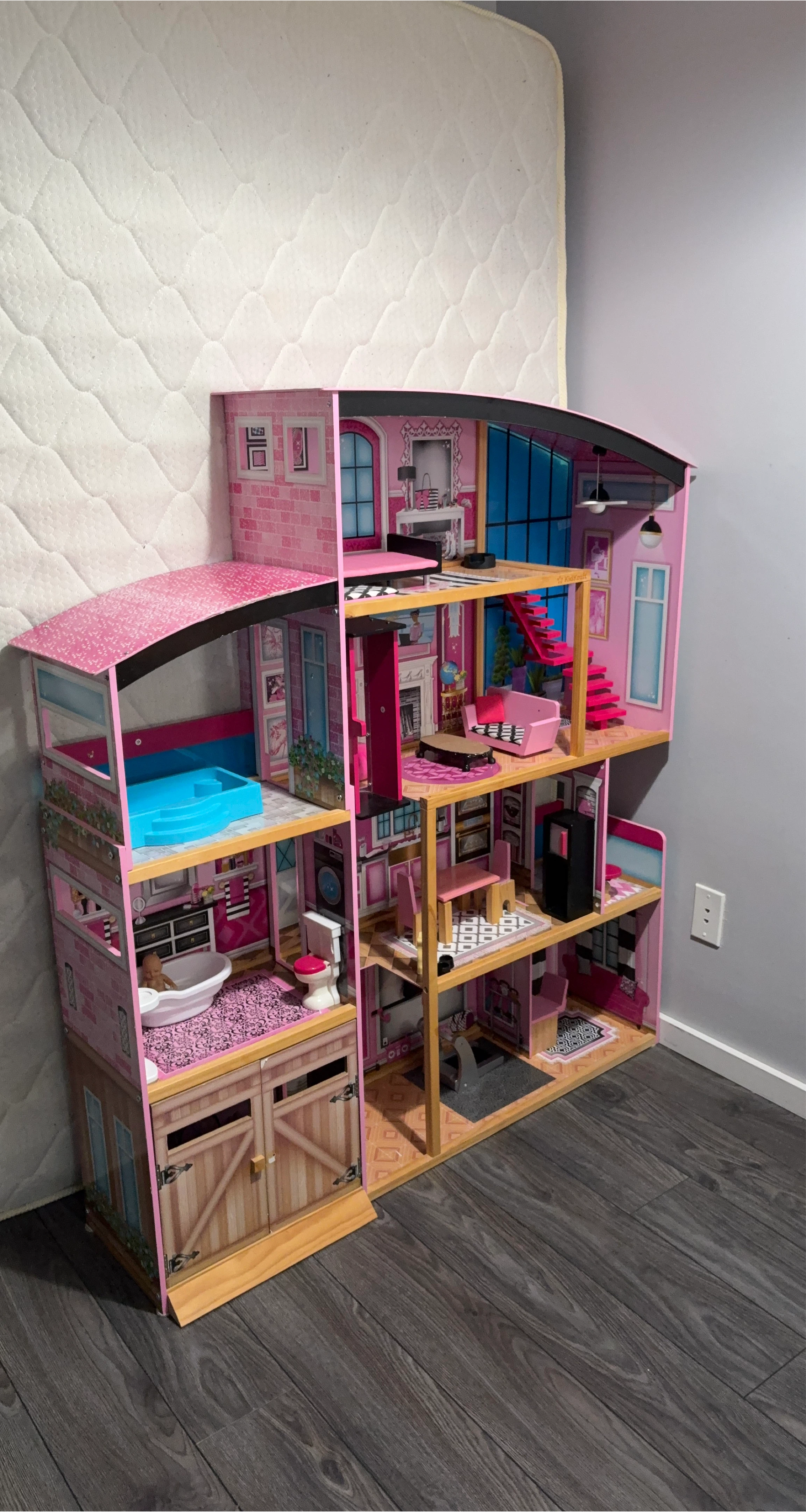 KidKraft Dollhouse