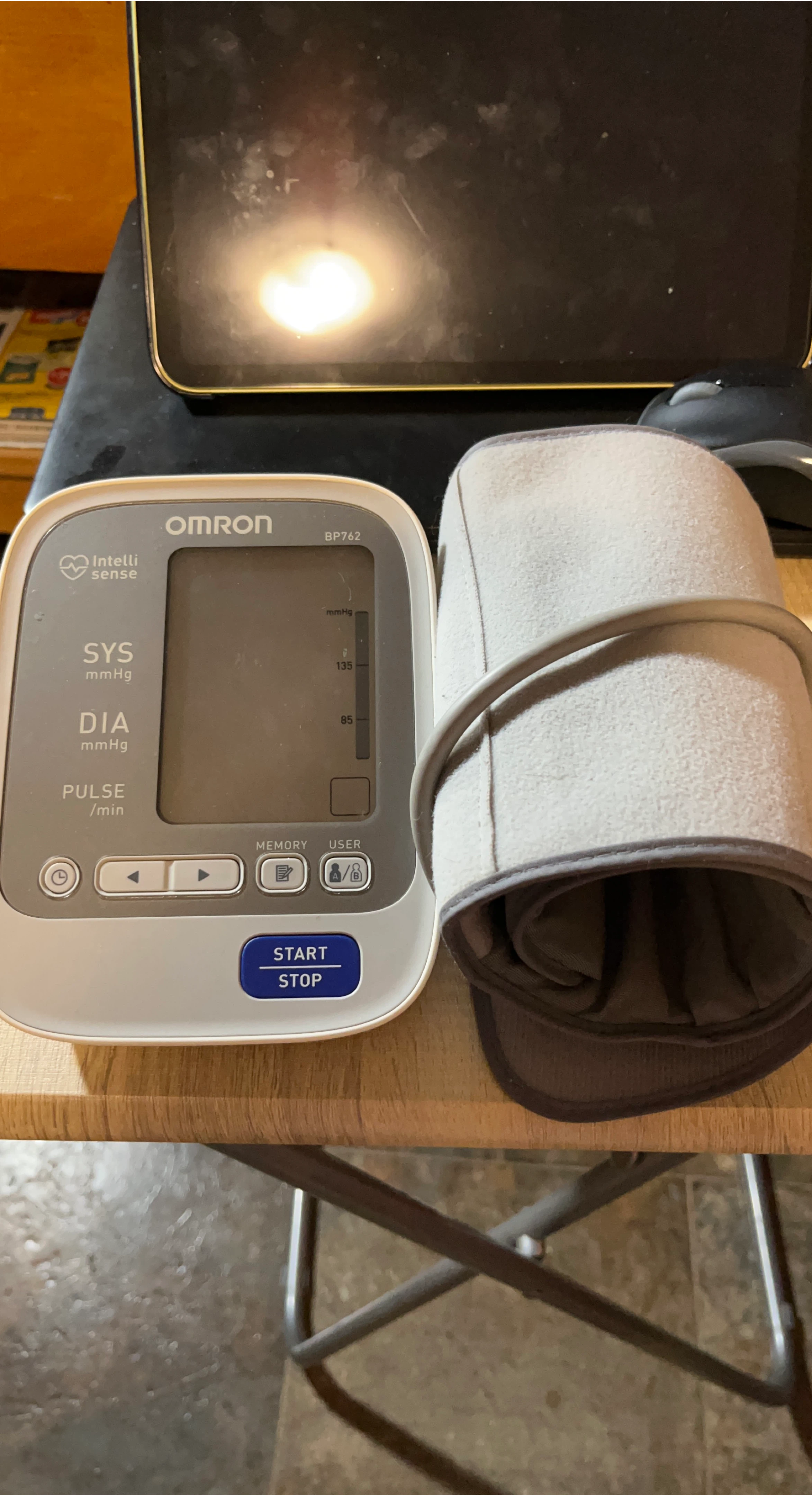 Omron BP762 Blood Pressure Monitor