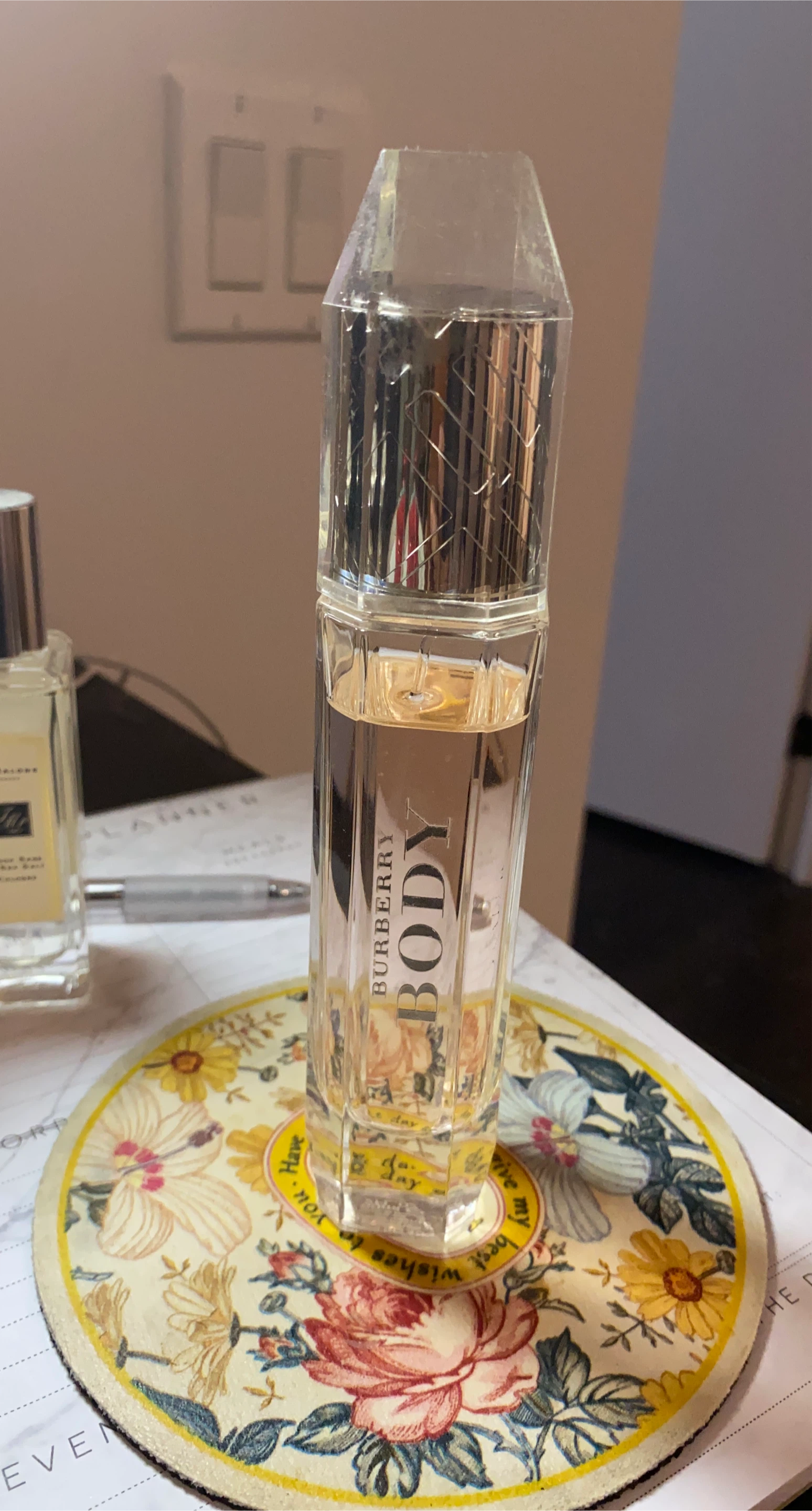 Burberry Body Perfume thumbnail