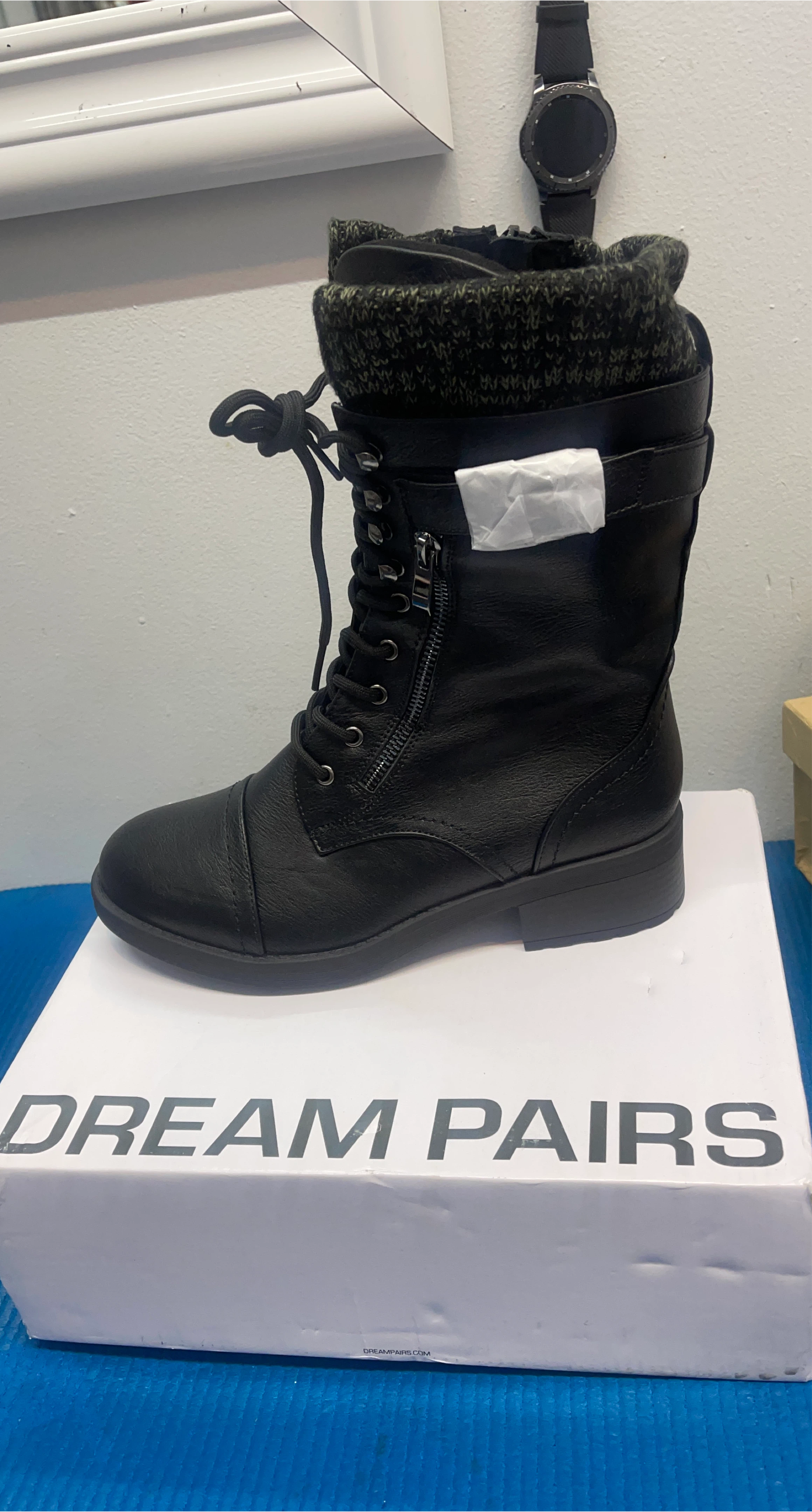 Dream Pairs Black Ankle Boots thumbnail