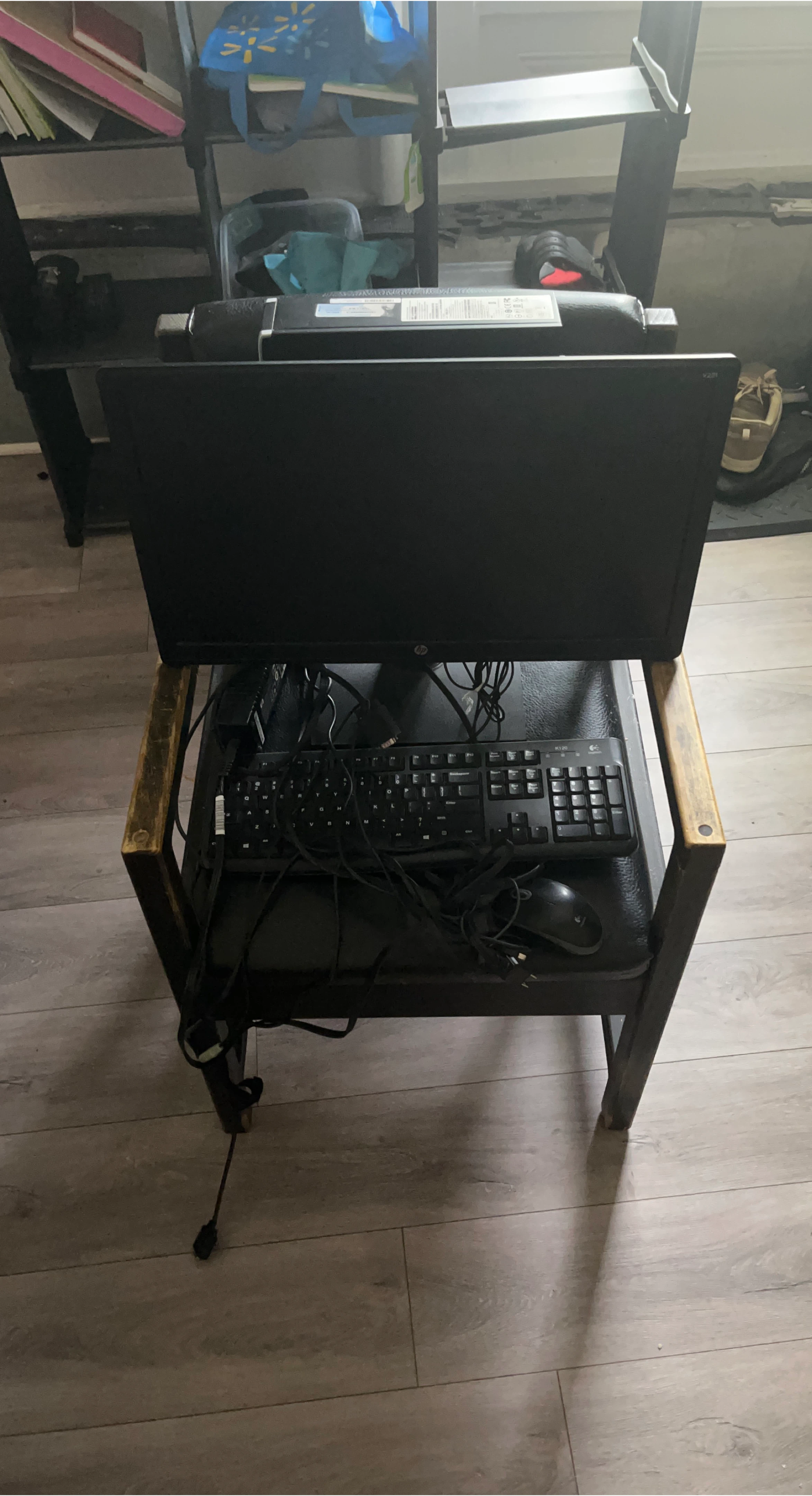 HP V220 Monitor, Keyboard & Mouse thumbnail