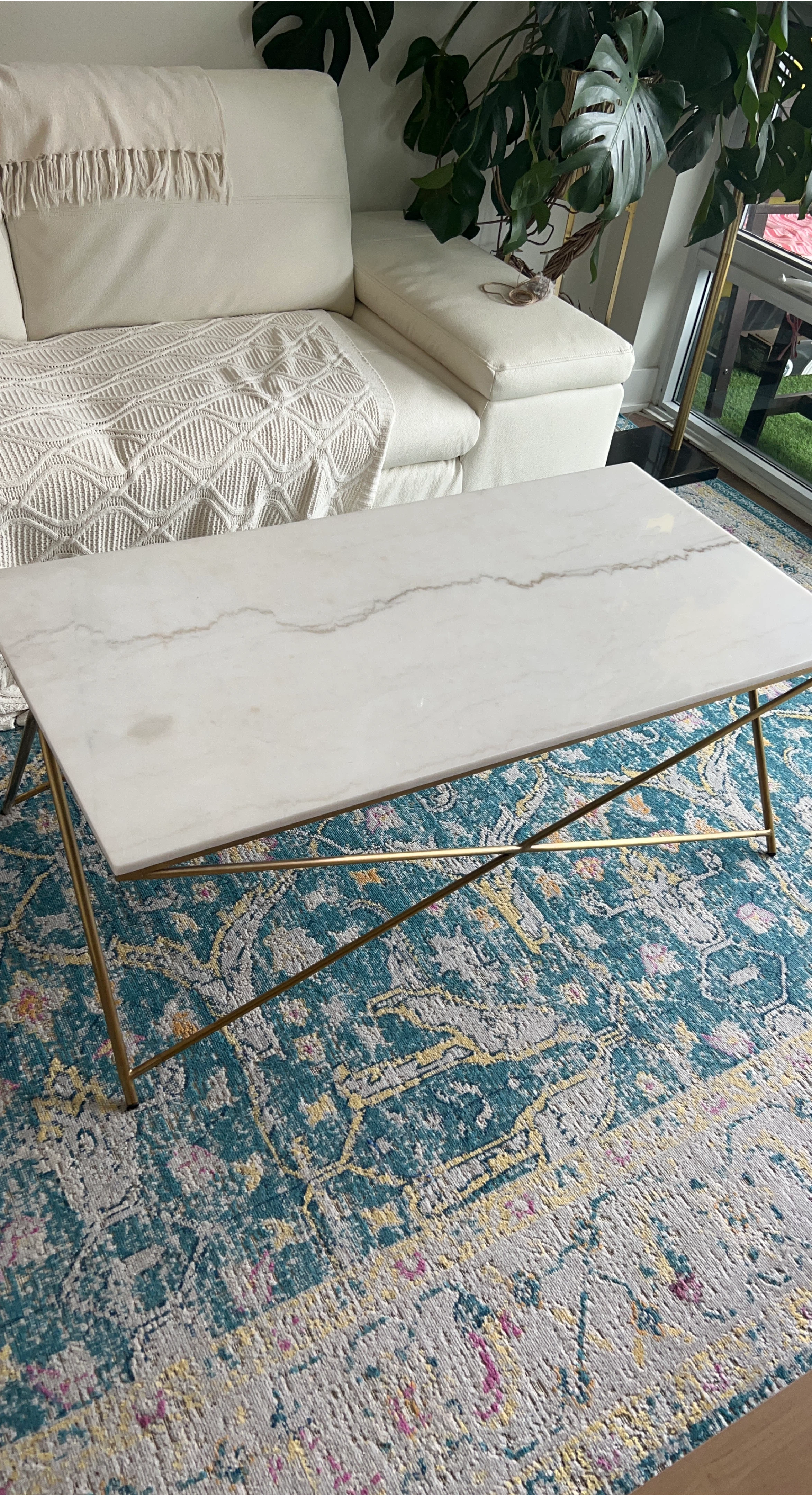 Marble Top Coffee Table w/ Gold Legs🥕