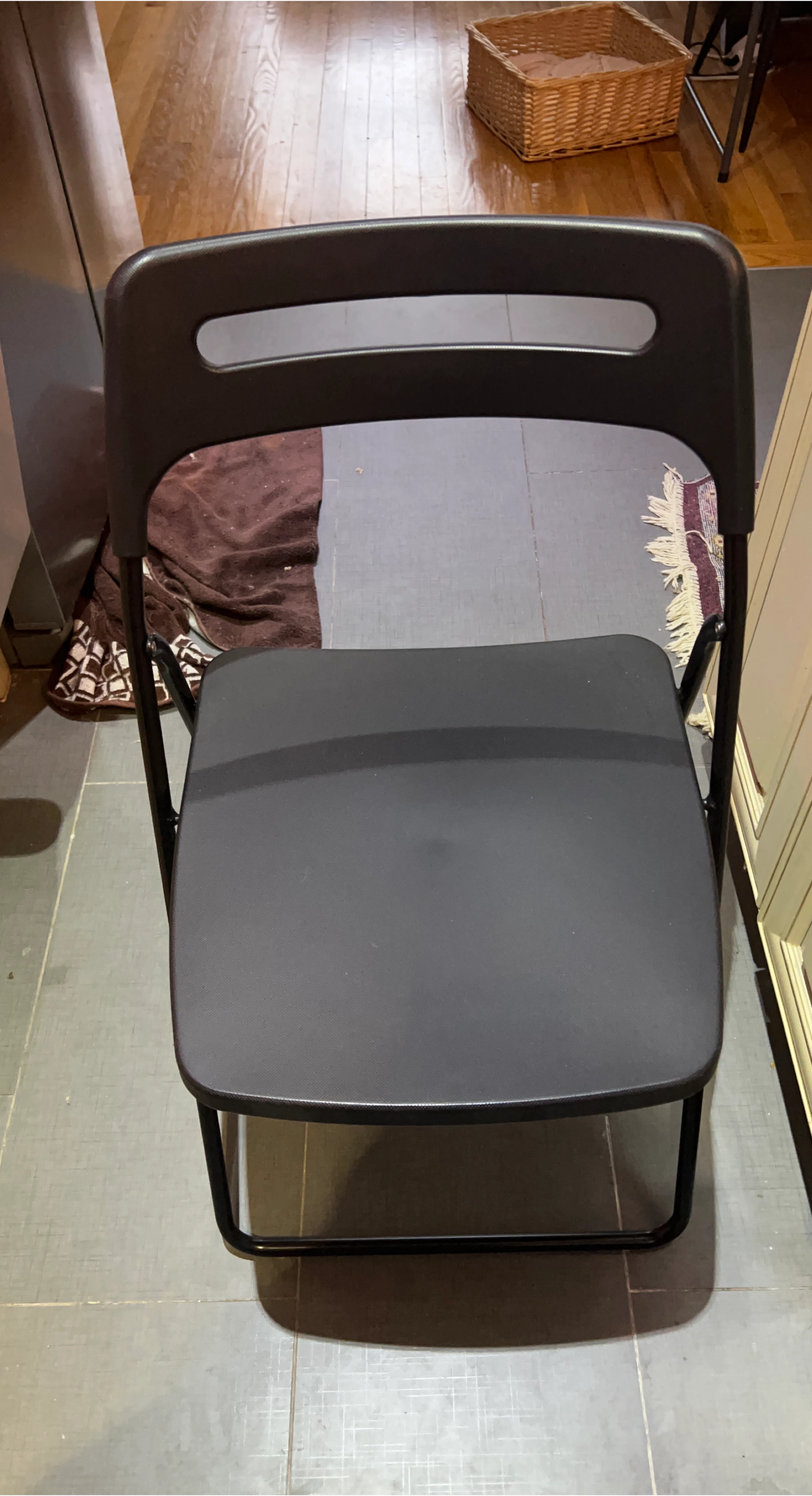 🥕 Black Folding Chair thumbnail