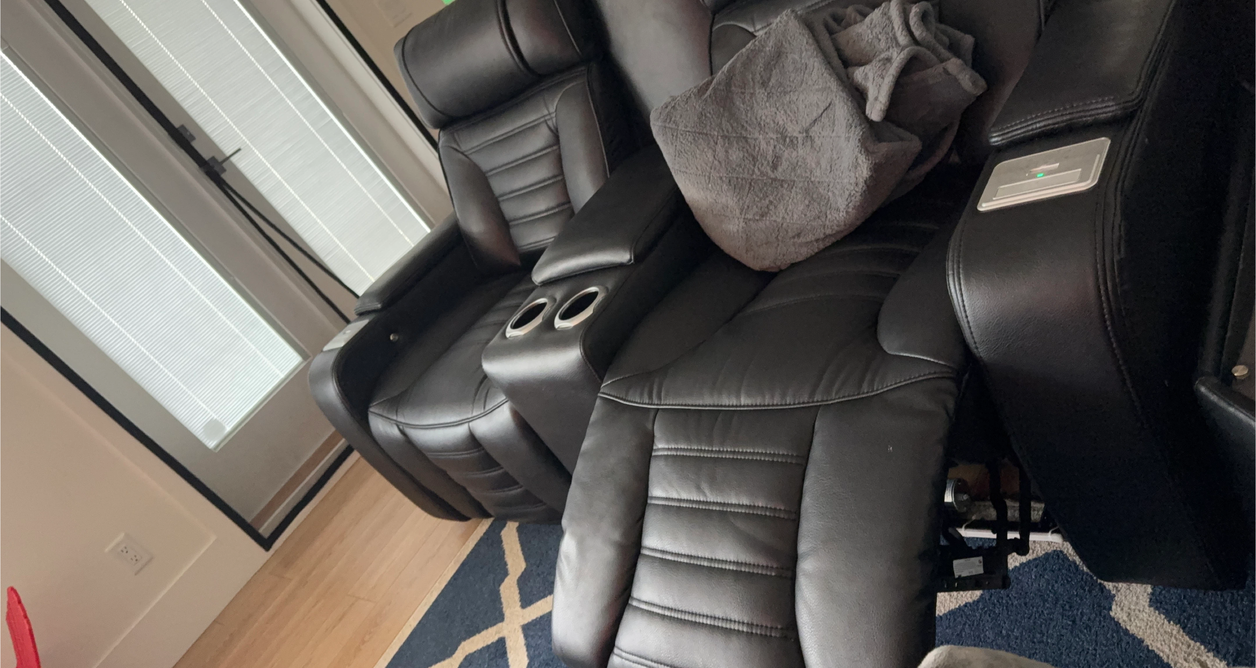 Leather-Look Home Theatre Reclining - Black