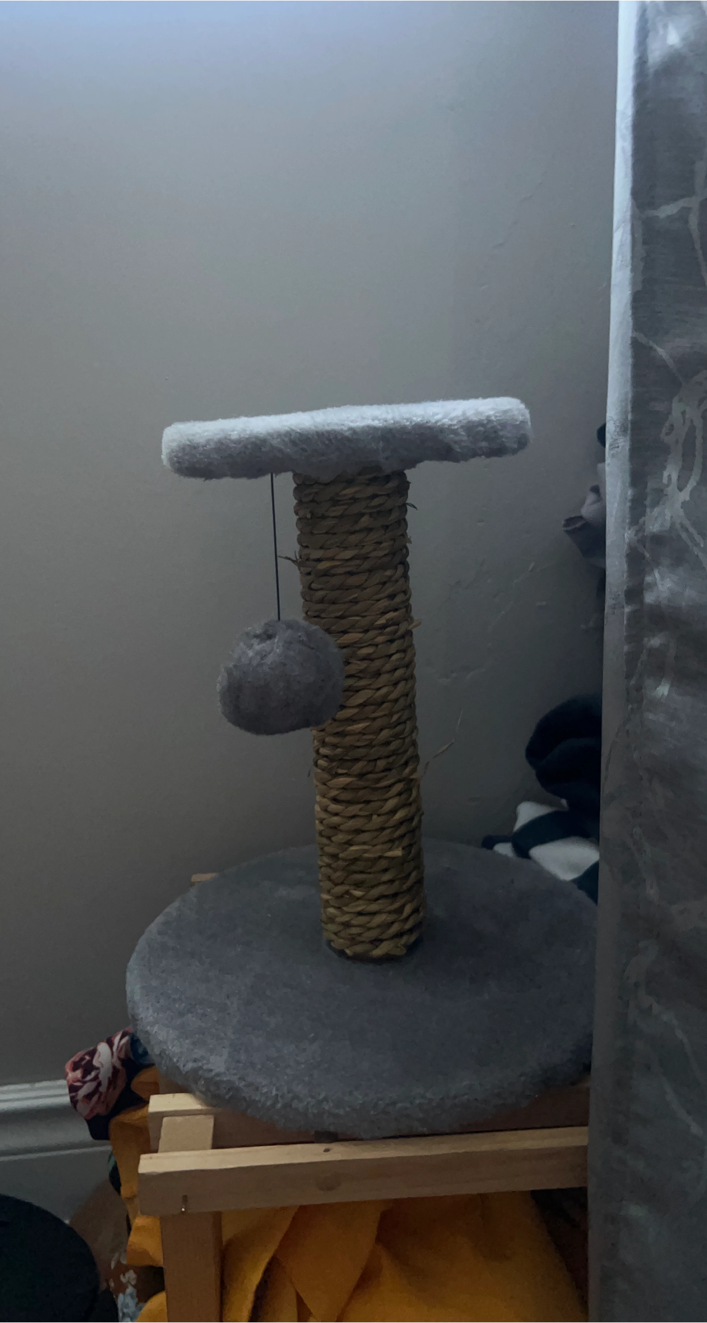 Cat Tree with Scratching Post thumbnail