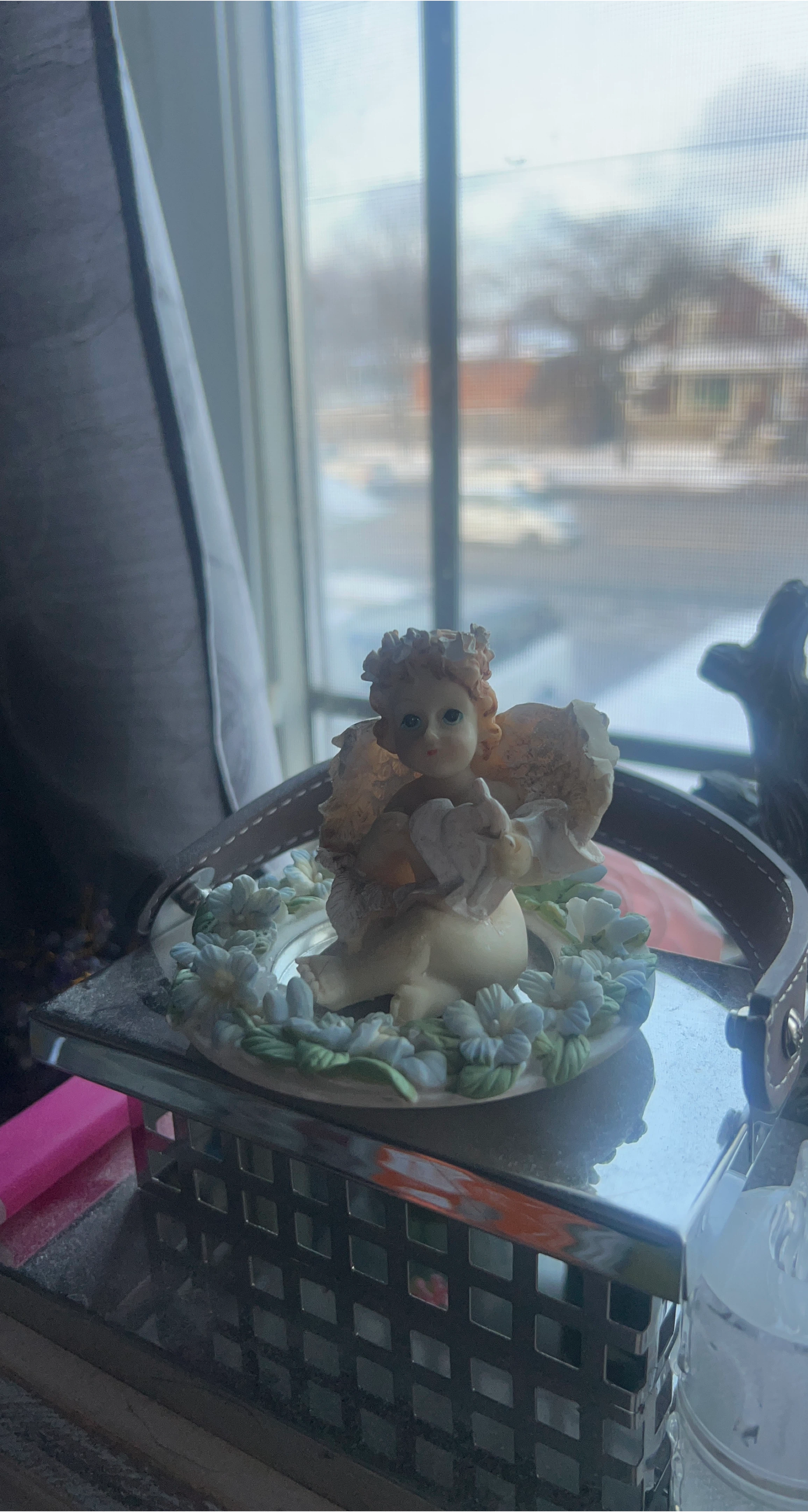 Angel Figurine with Floral Base🥕 thumbnail