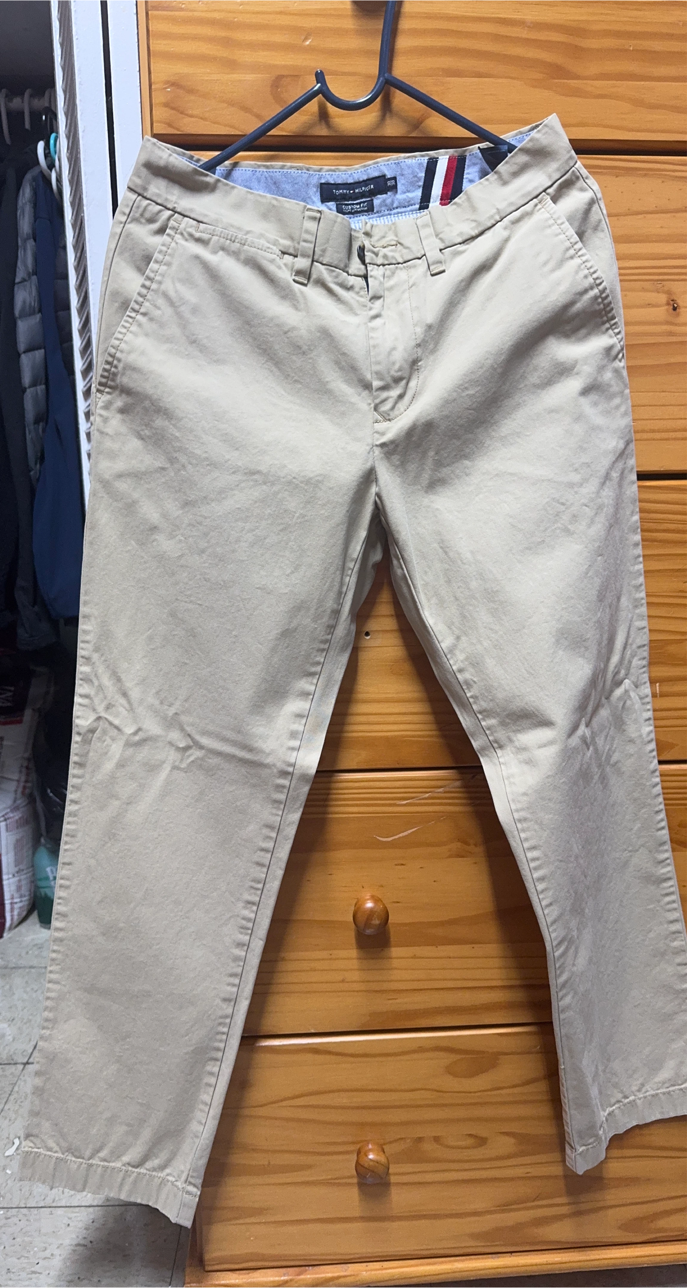 Tommy Hilfiger Custom Fit Khaki Pants