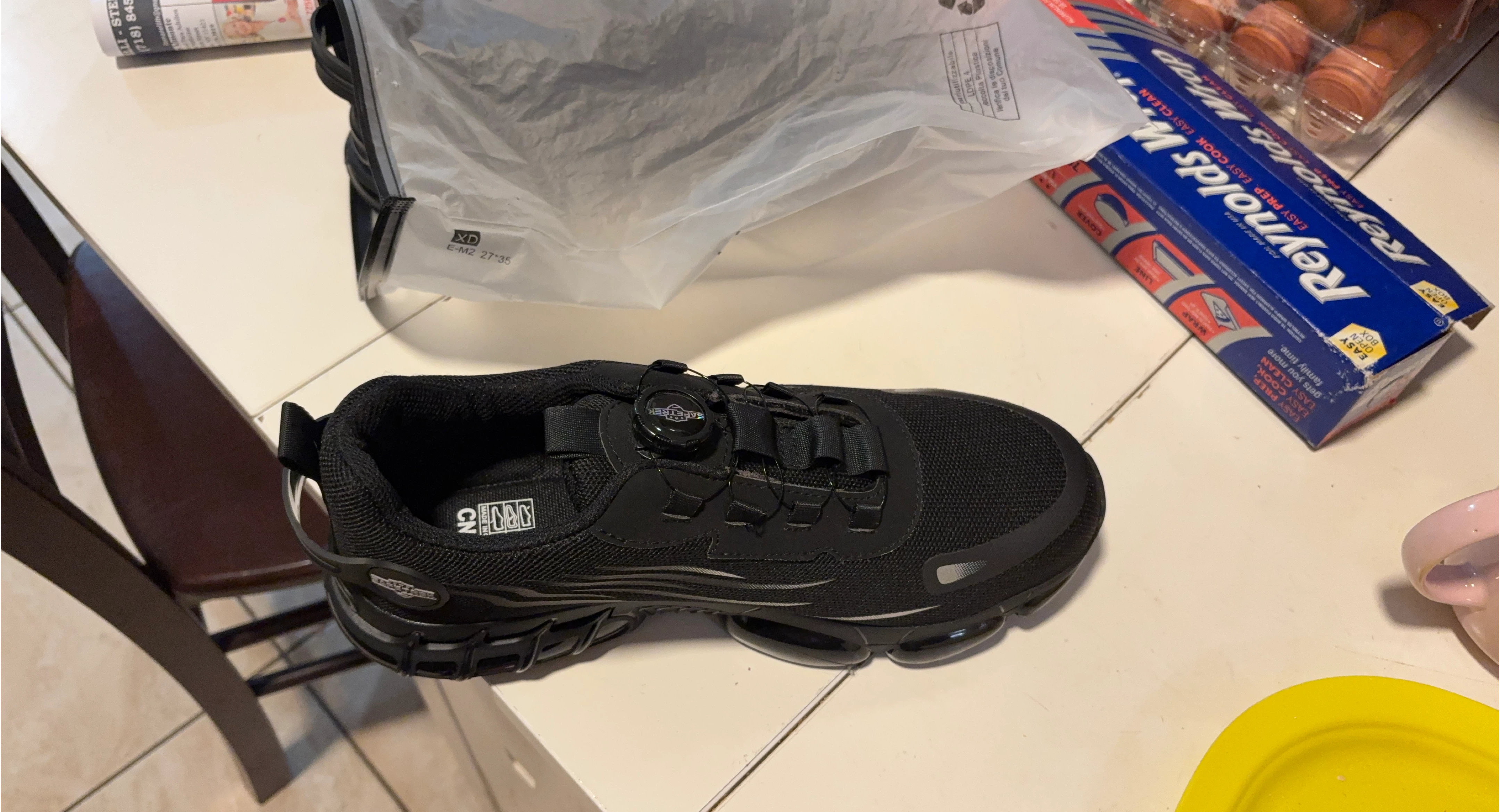 Safetek Black Work Shoes thumbnail