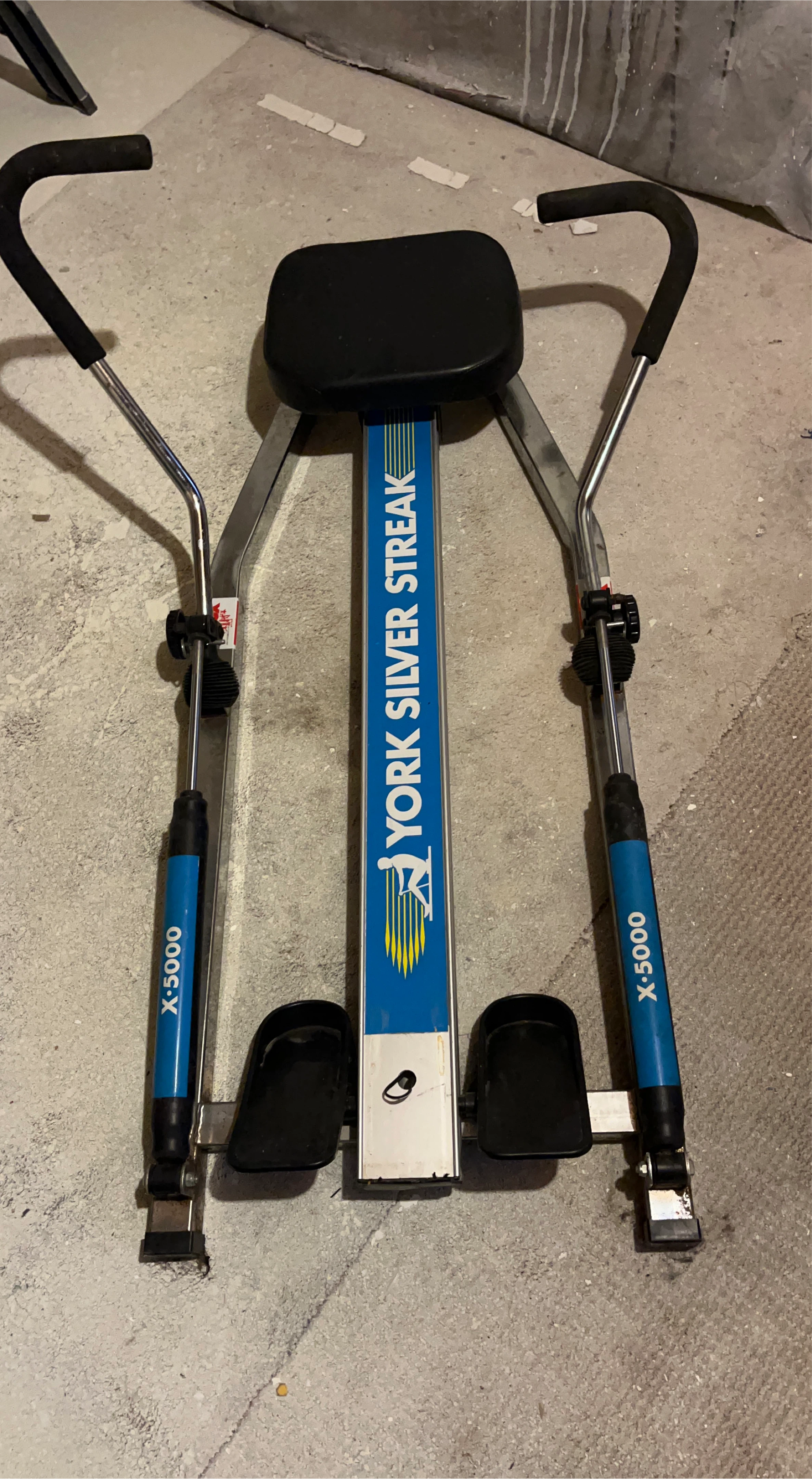 York Silver Streak X-5000 Rowing Machine thumbnail