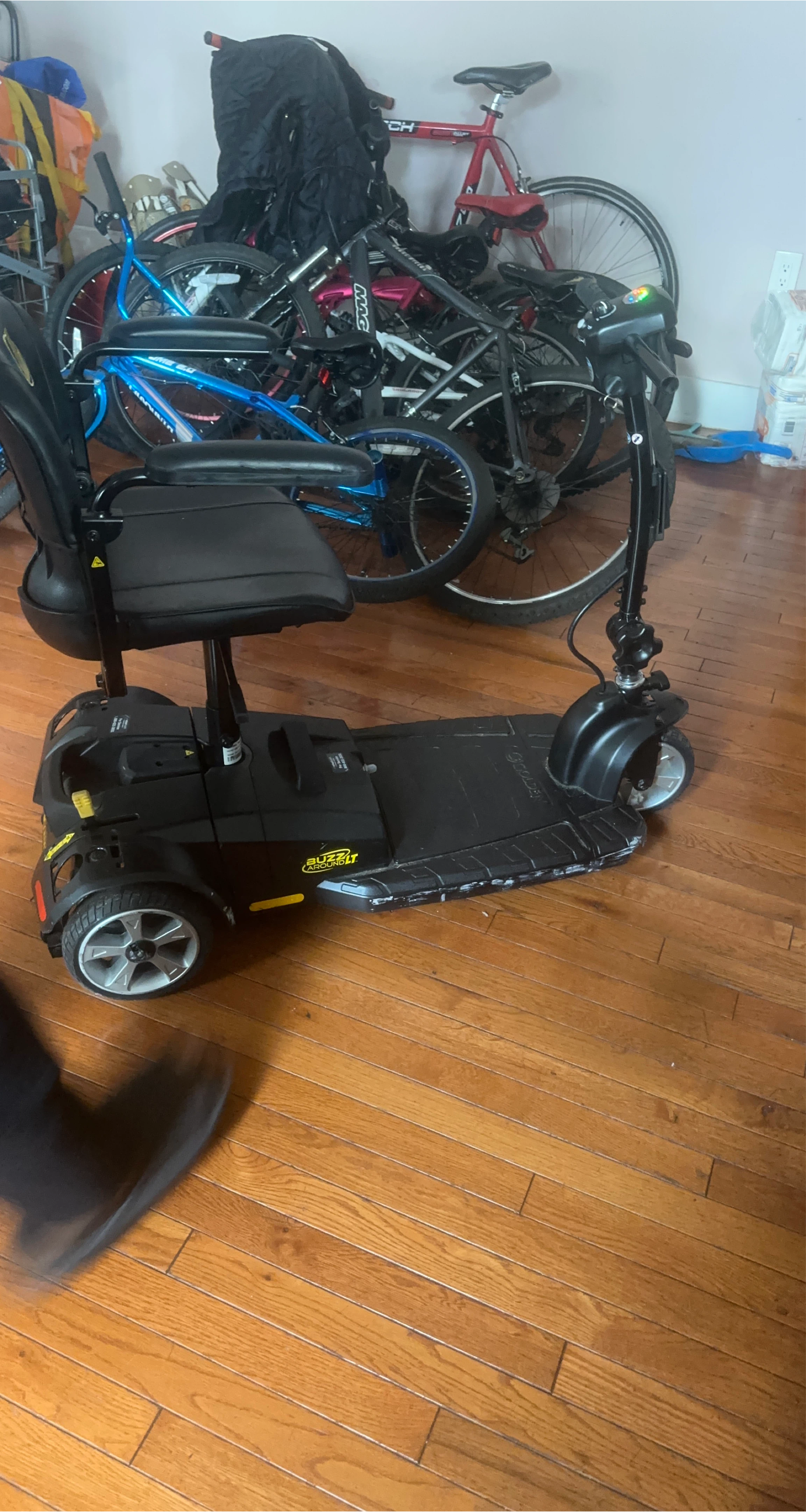 Golden Buzzaround LT Mobility Scooter thumbnail