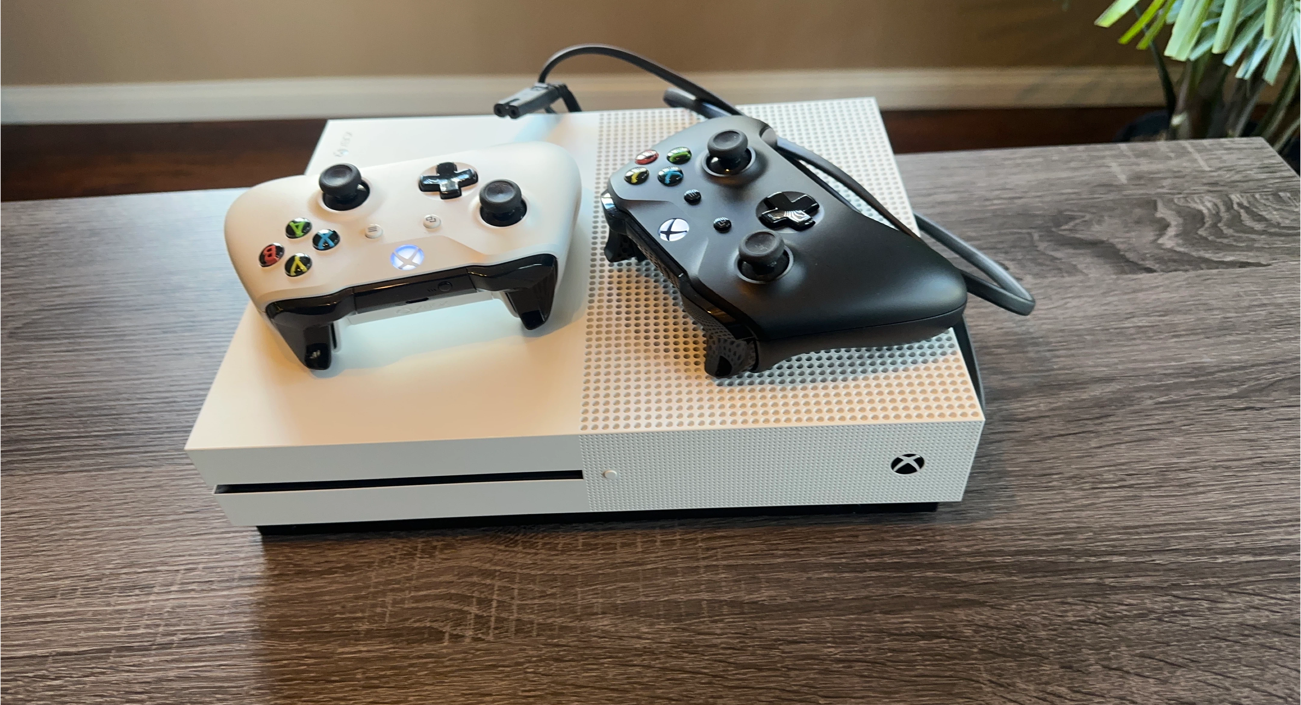 Xbox One S Console with 2 Controllers
