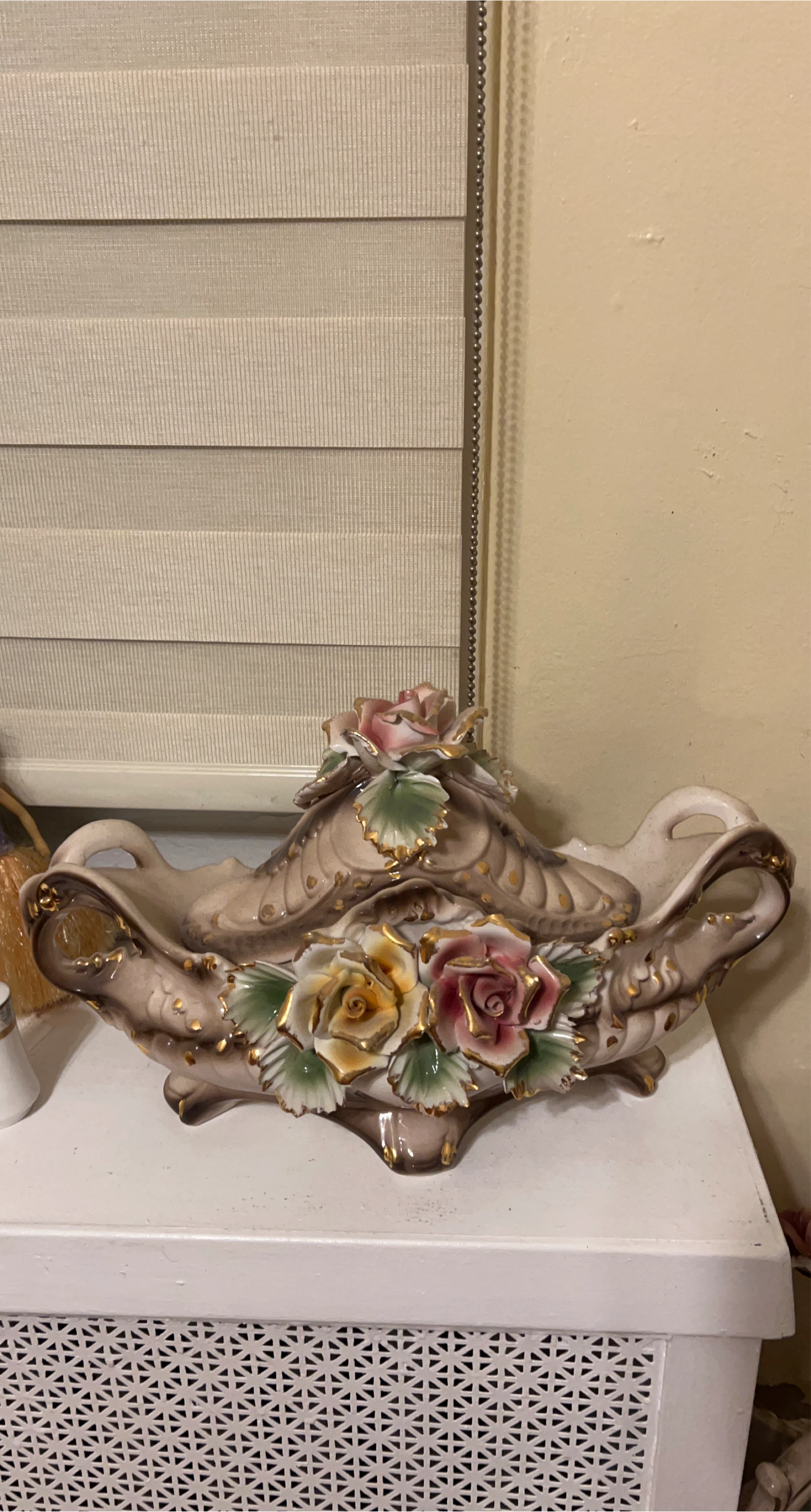 Vintage Floral Ceramic Centerpiece Bowl thumbnail