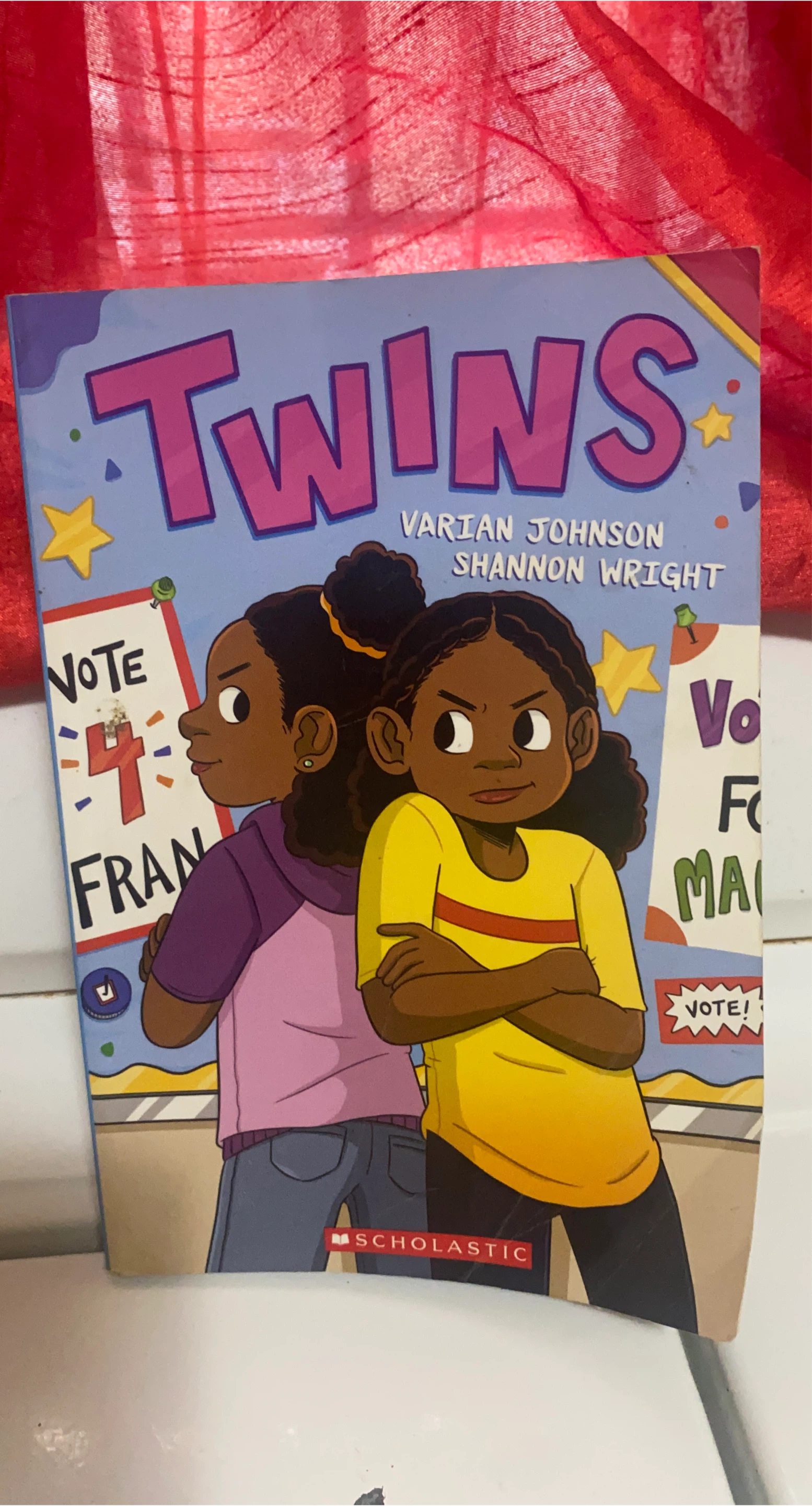 Twins by Varian Johnson & Shannon Wright thumbnail