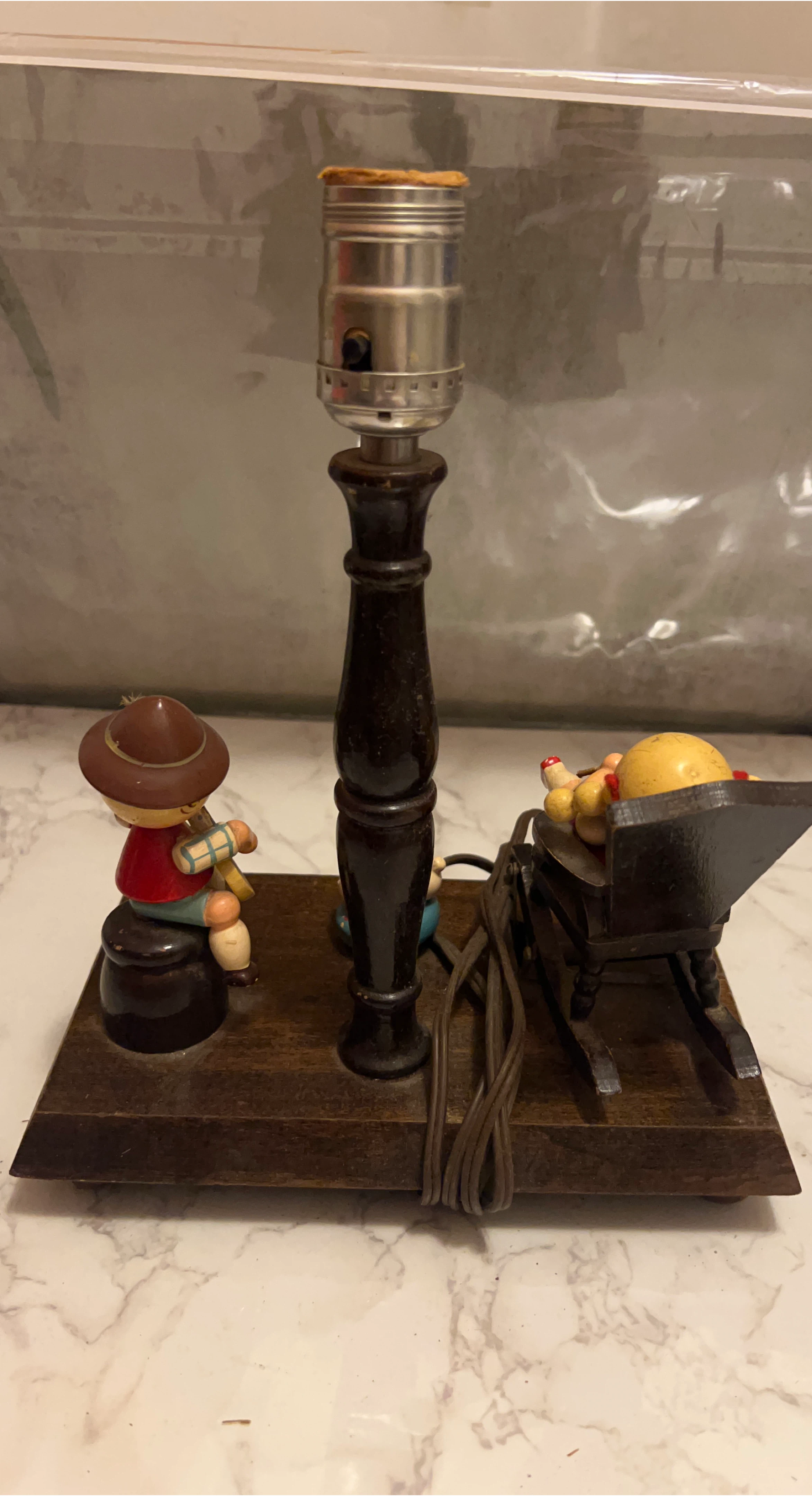 Vintage Hummel Lamp thumbnail