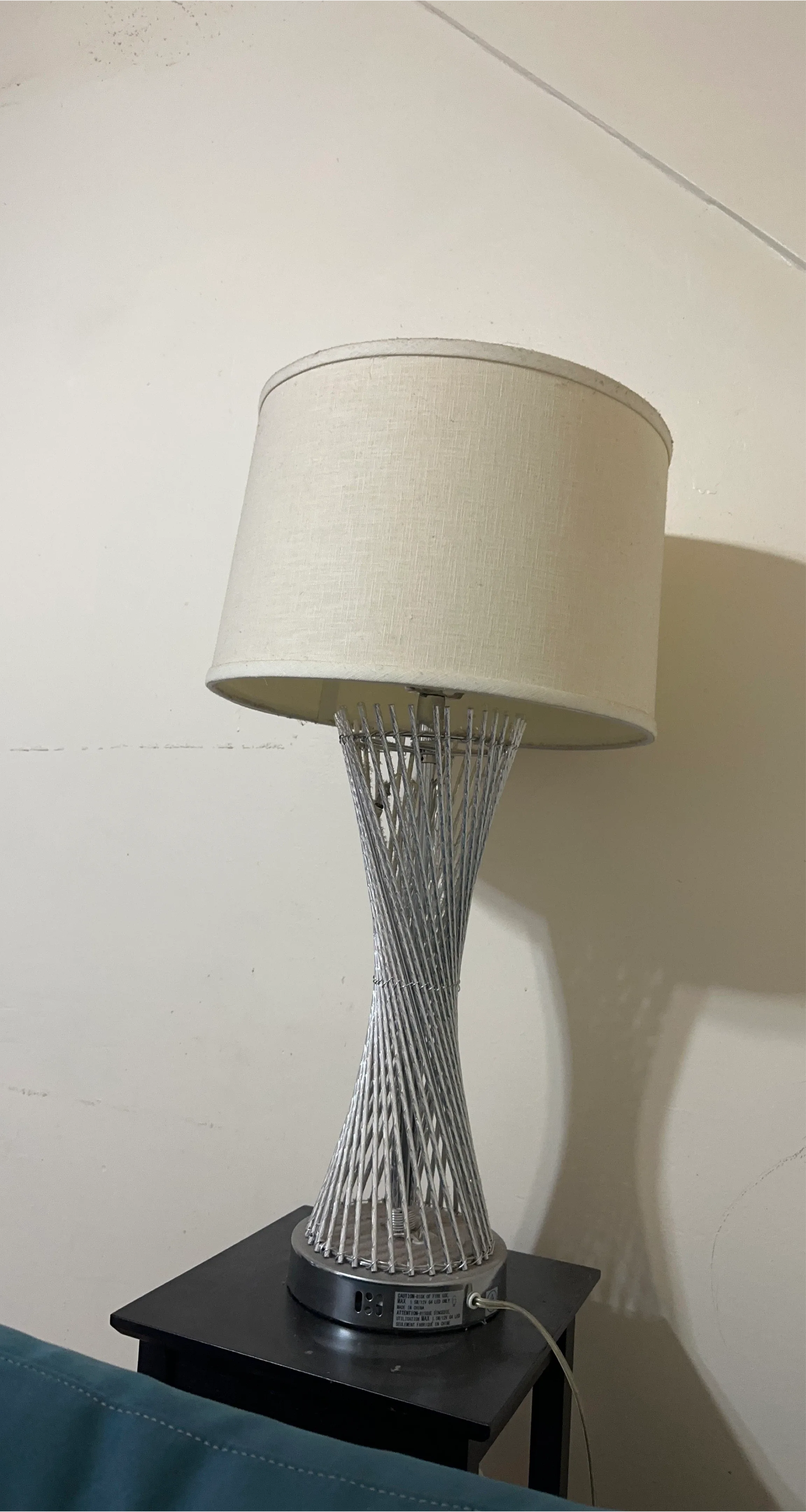 Twisted Metal Table Lamp