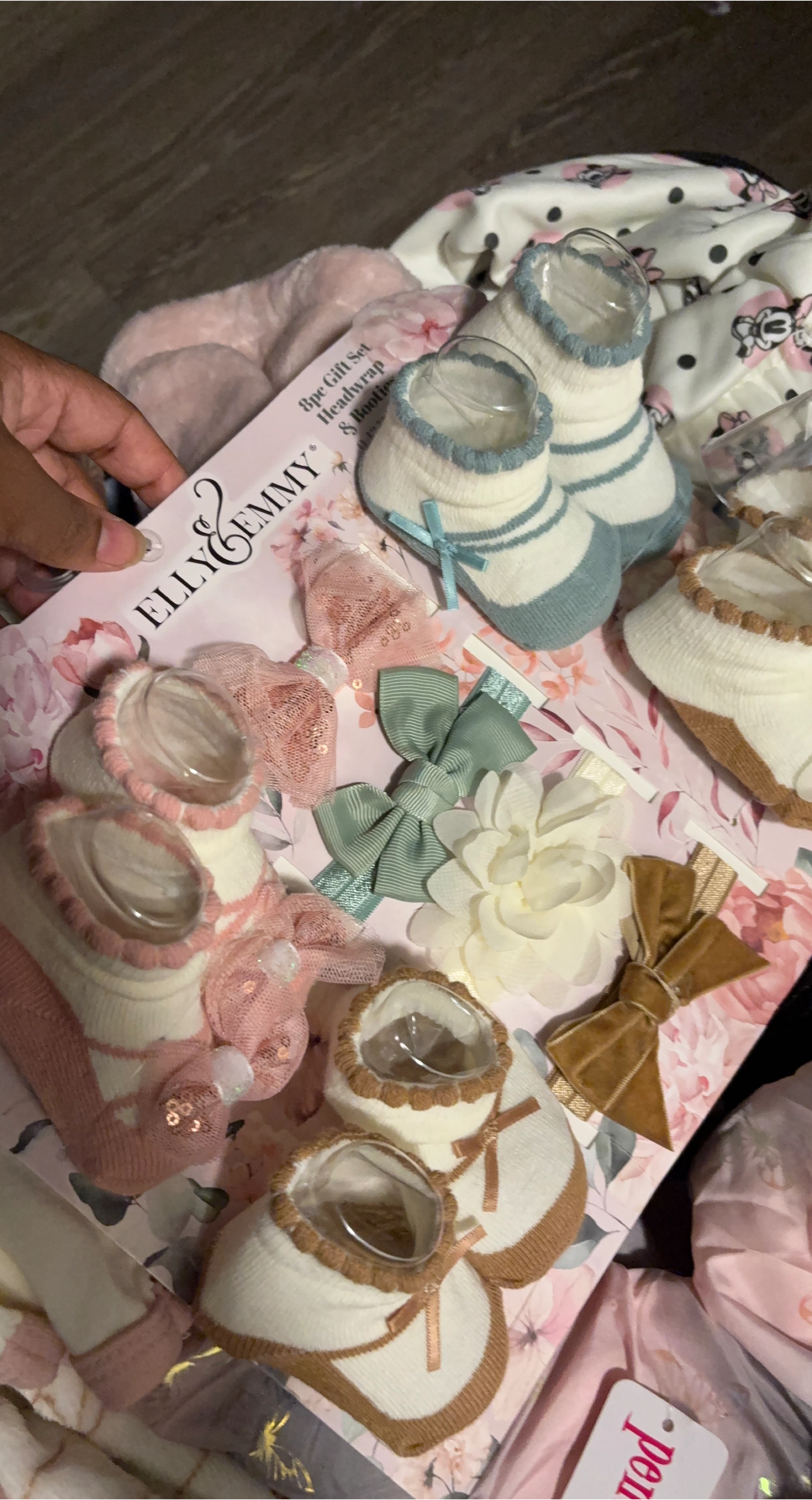 Elly & Emmy 8pc Gift Set Headwrap & Booties thumbnail