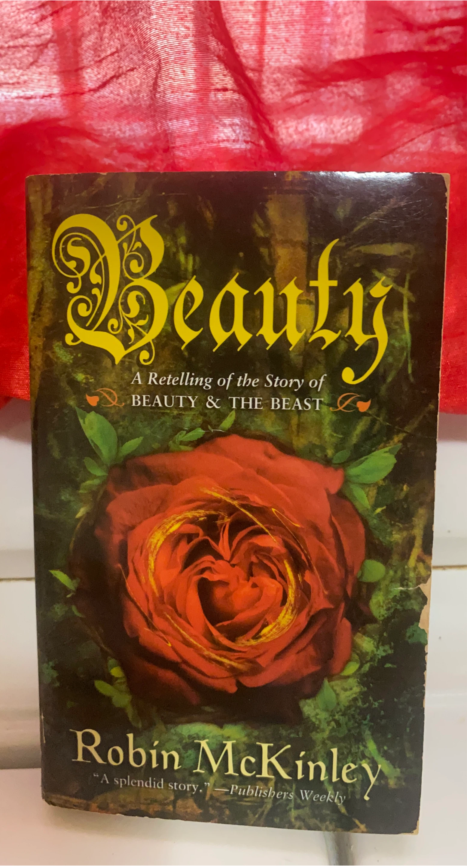 Beauty: A Retelling by Robin McKinley thumbnail