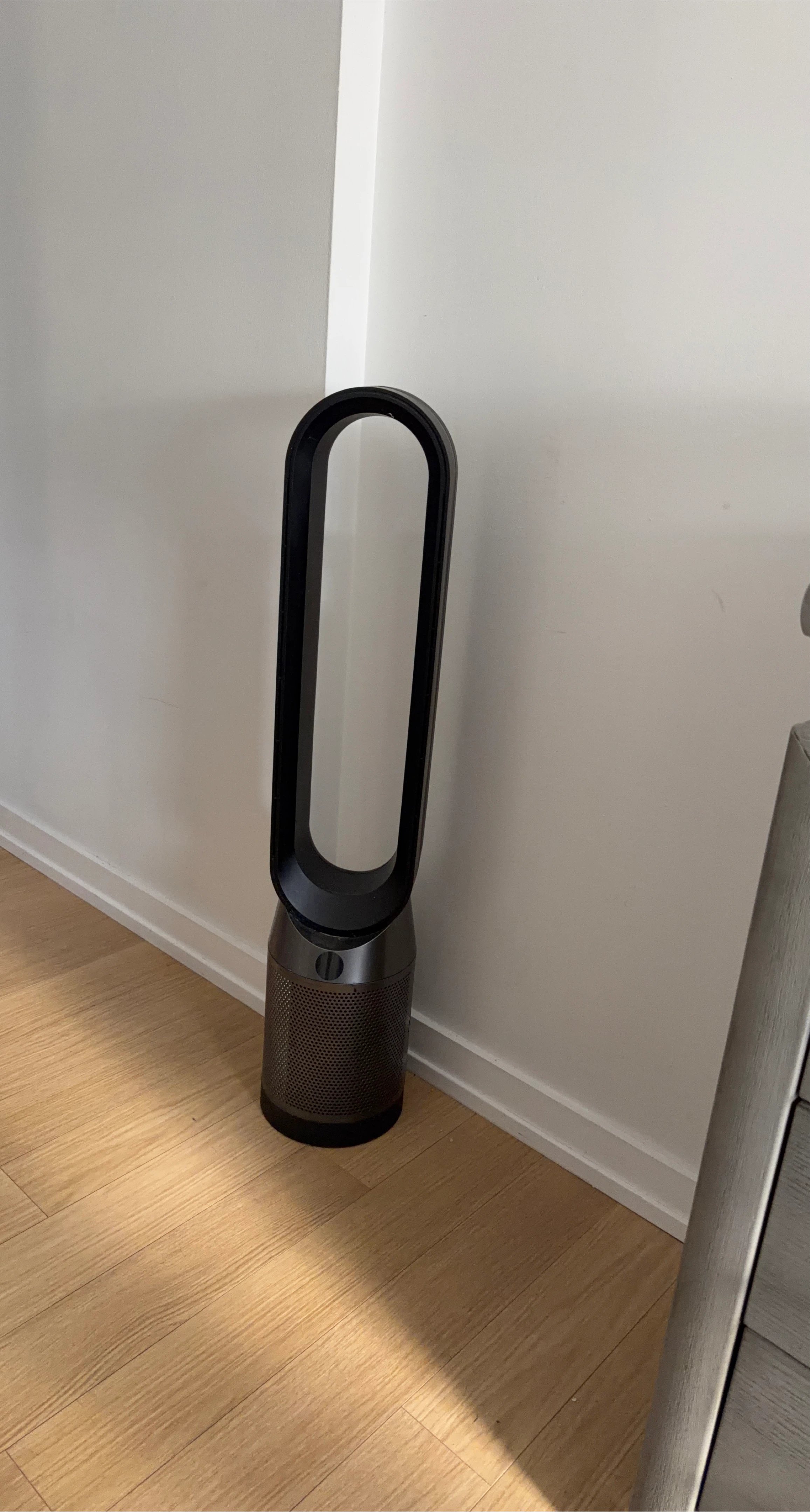 Dyson Purifier Cool TP07 - Like New! thumbnail