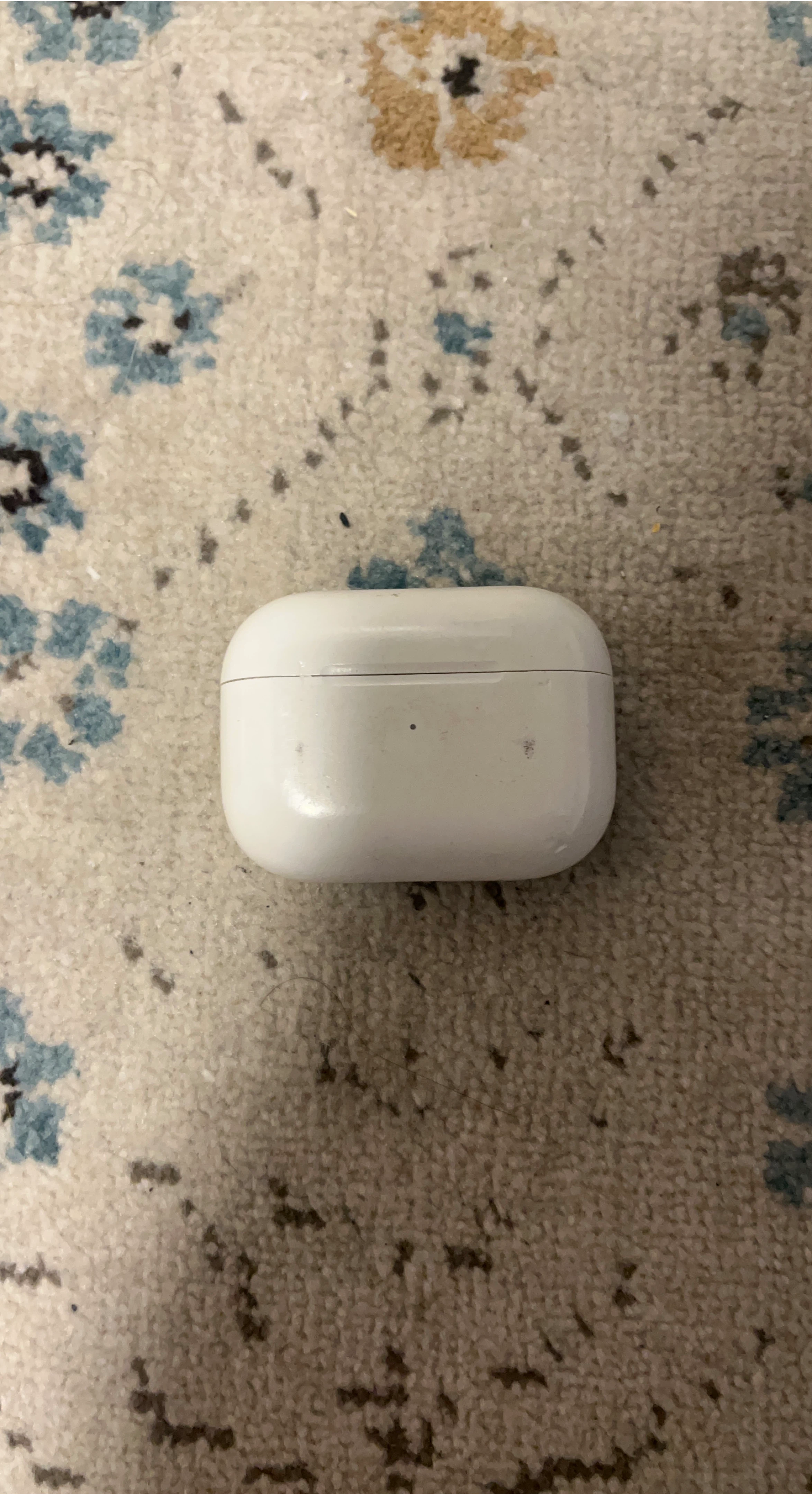 Apple AirPods Pro (2nd generation) thumbnail