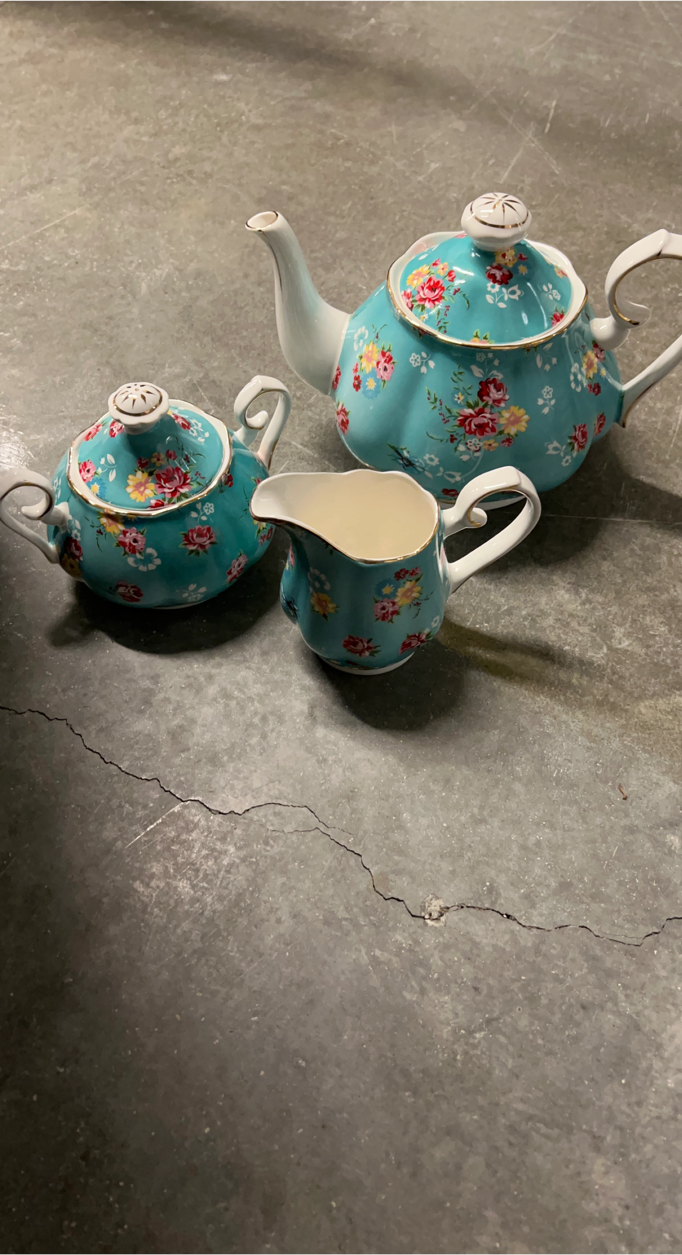 Floral Teapot Set thumbnail