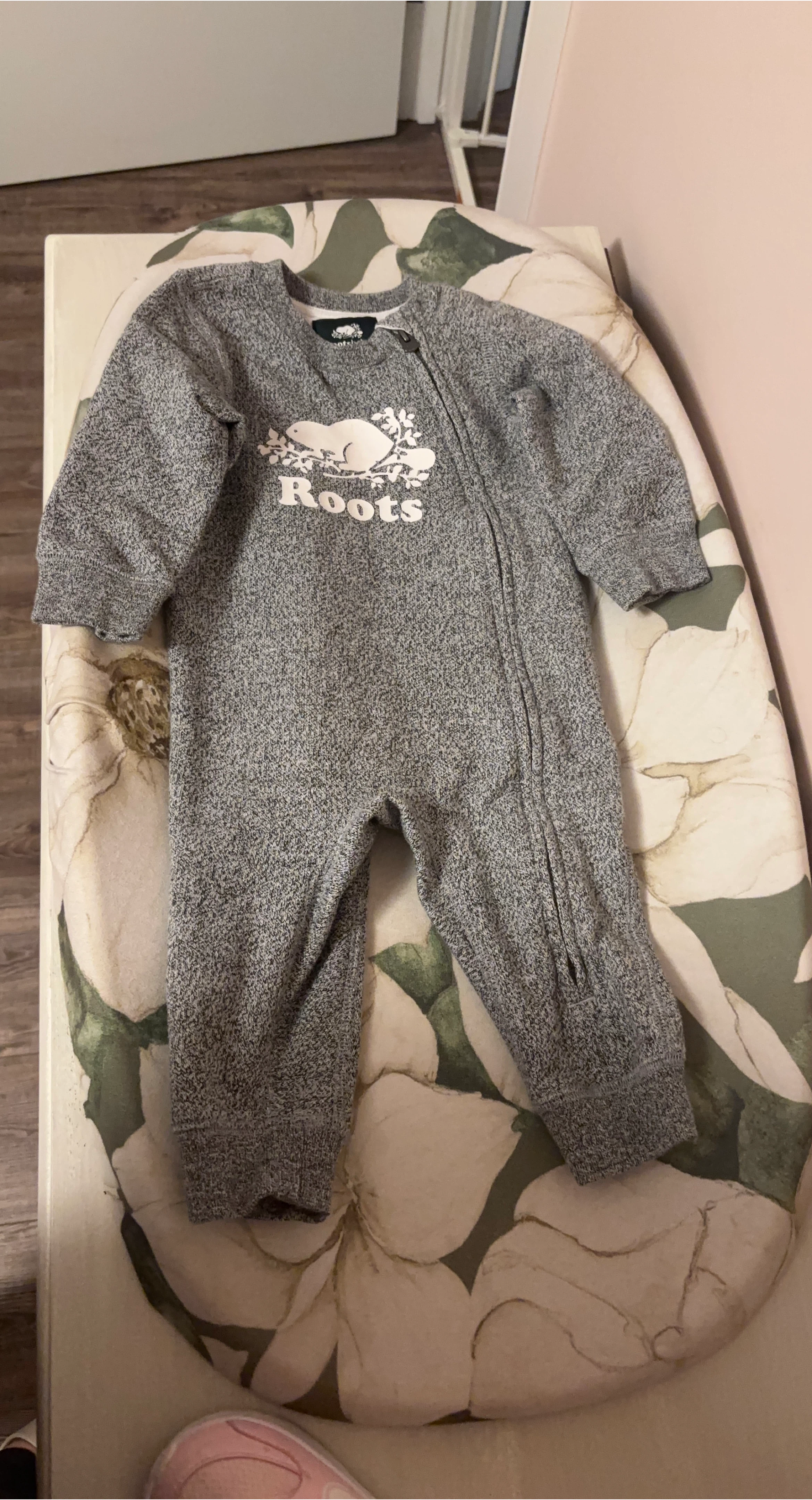 Roots Baby Onesie - Grey