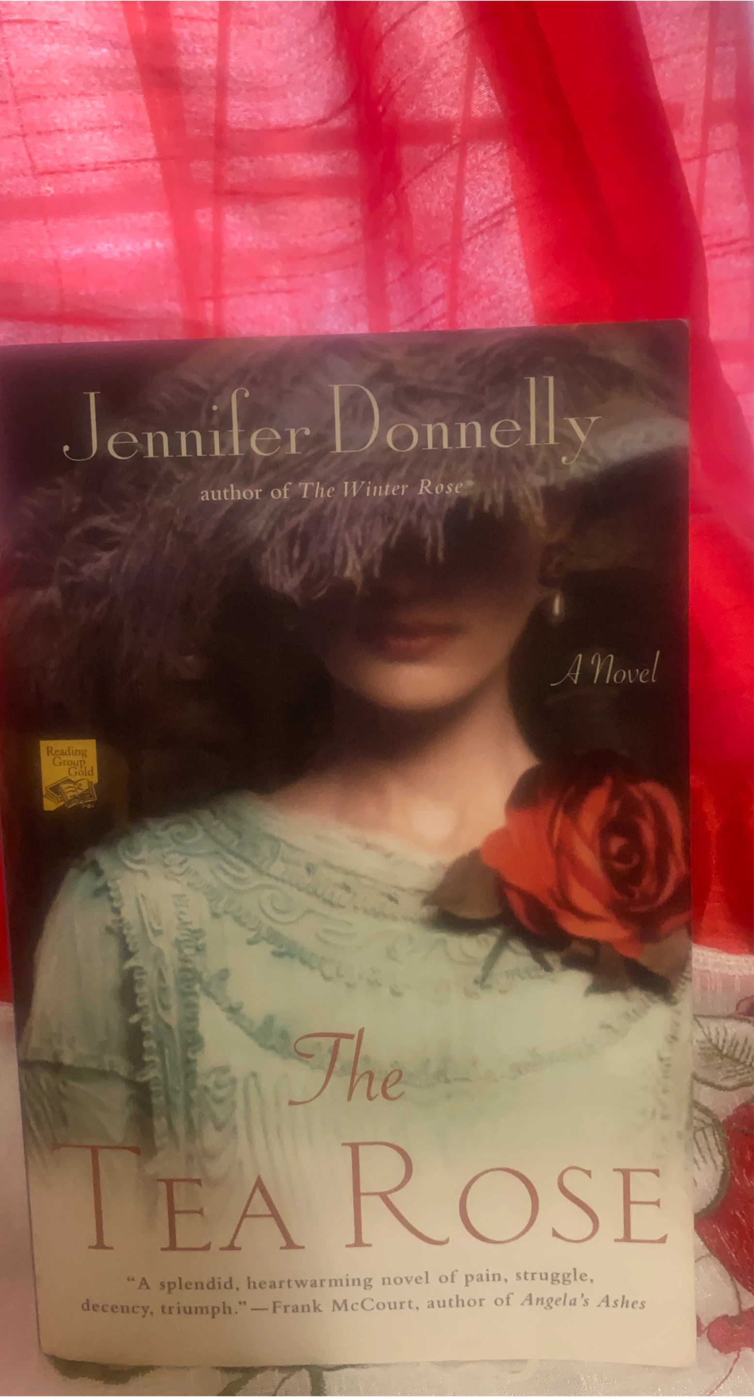 The Tea Rose by Jennifer Donnelly thumbnail