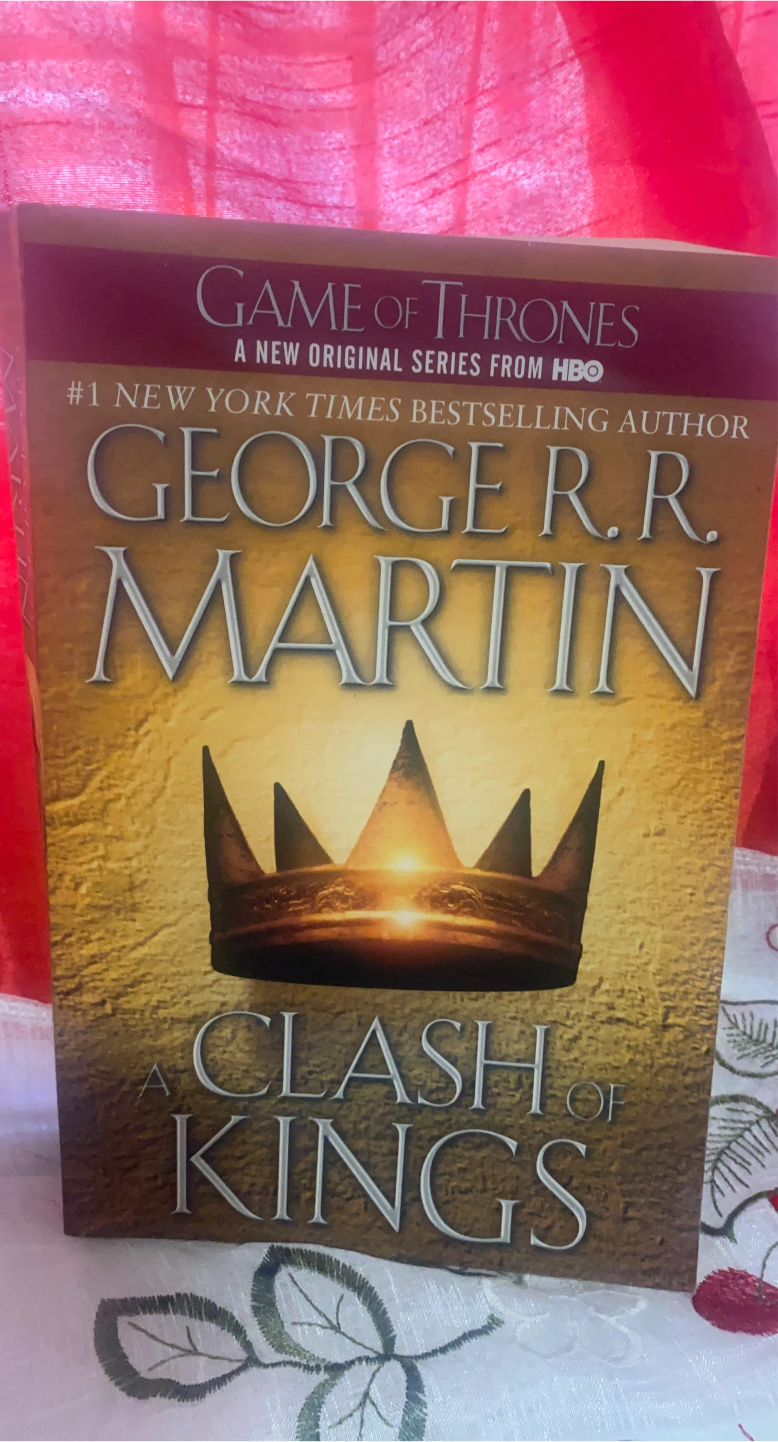 A Clash of Kings by George R.R. Martin thumbnail