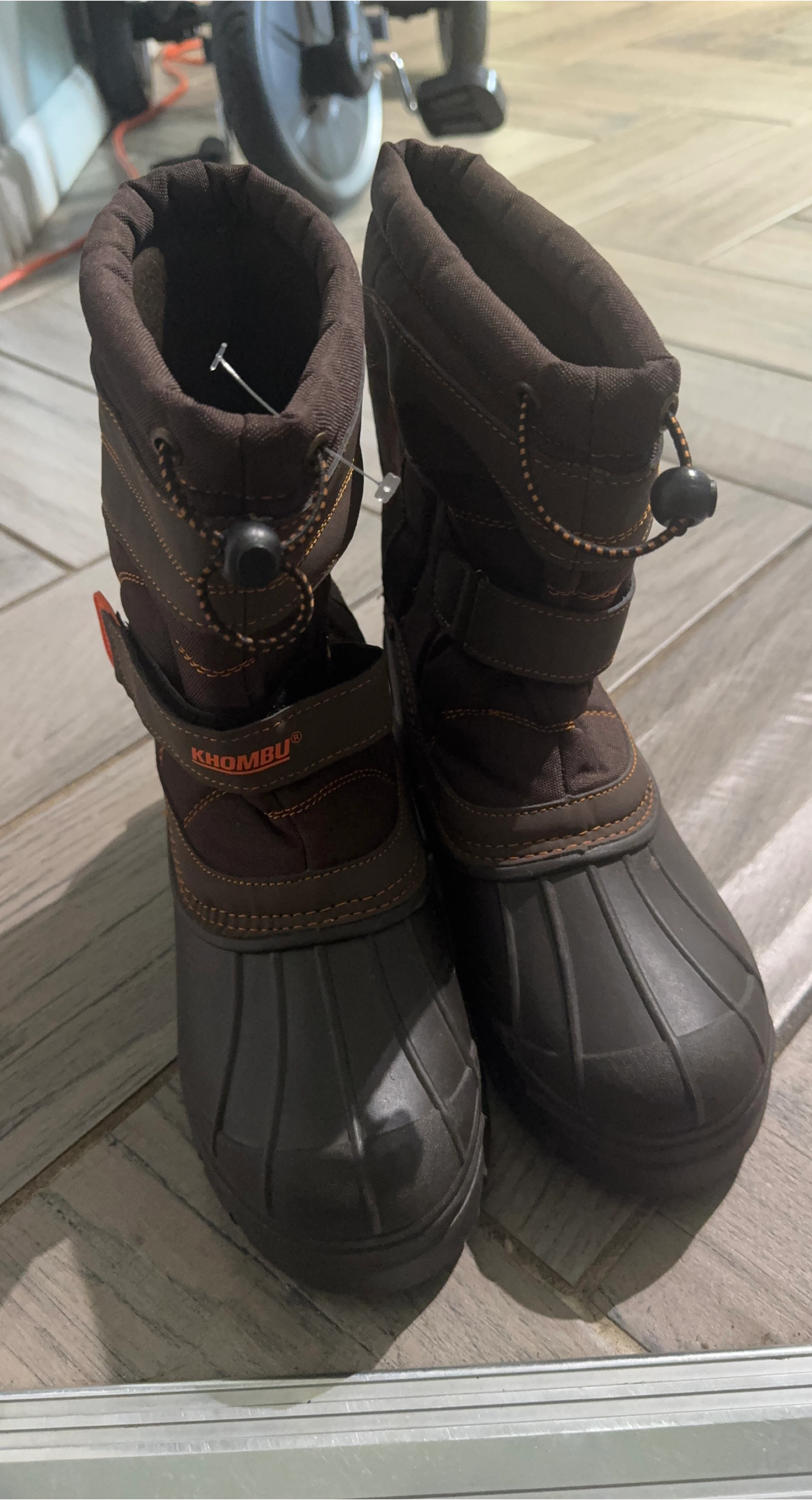 Khombu Brie Brown Winter Boots - Size 6M