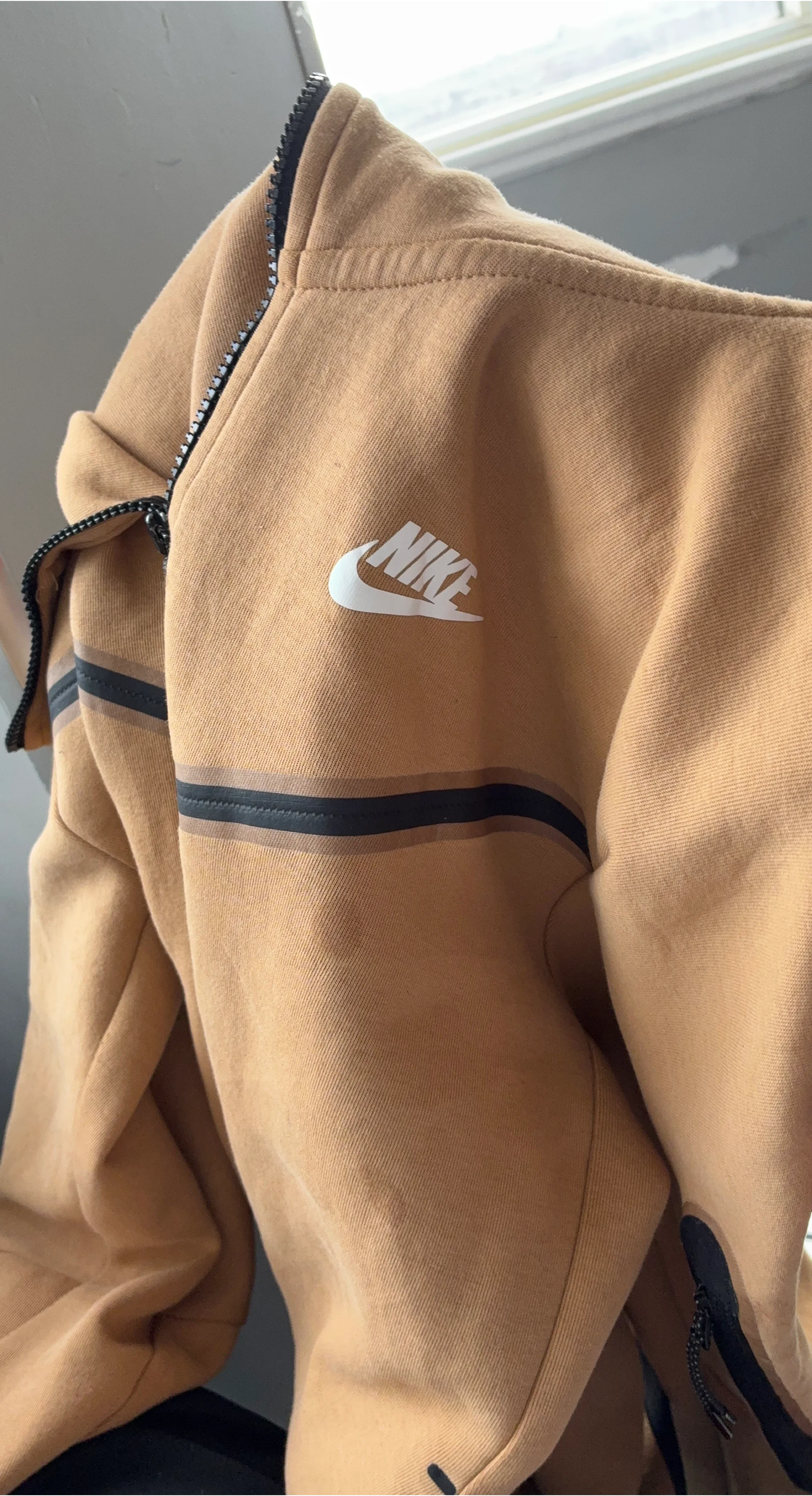 Nike Tech Fleece Full Zip Hoodie - Size Small