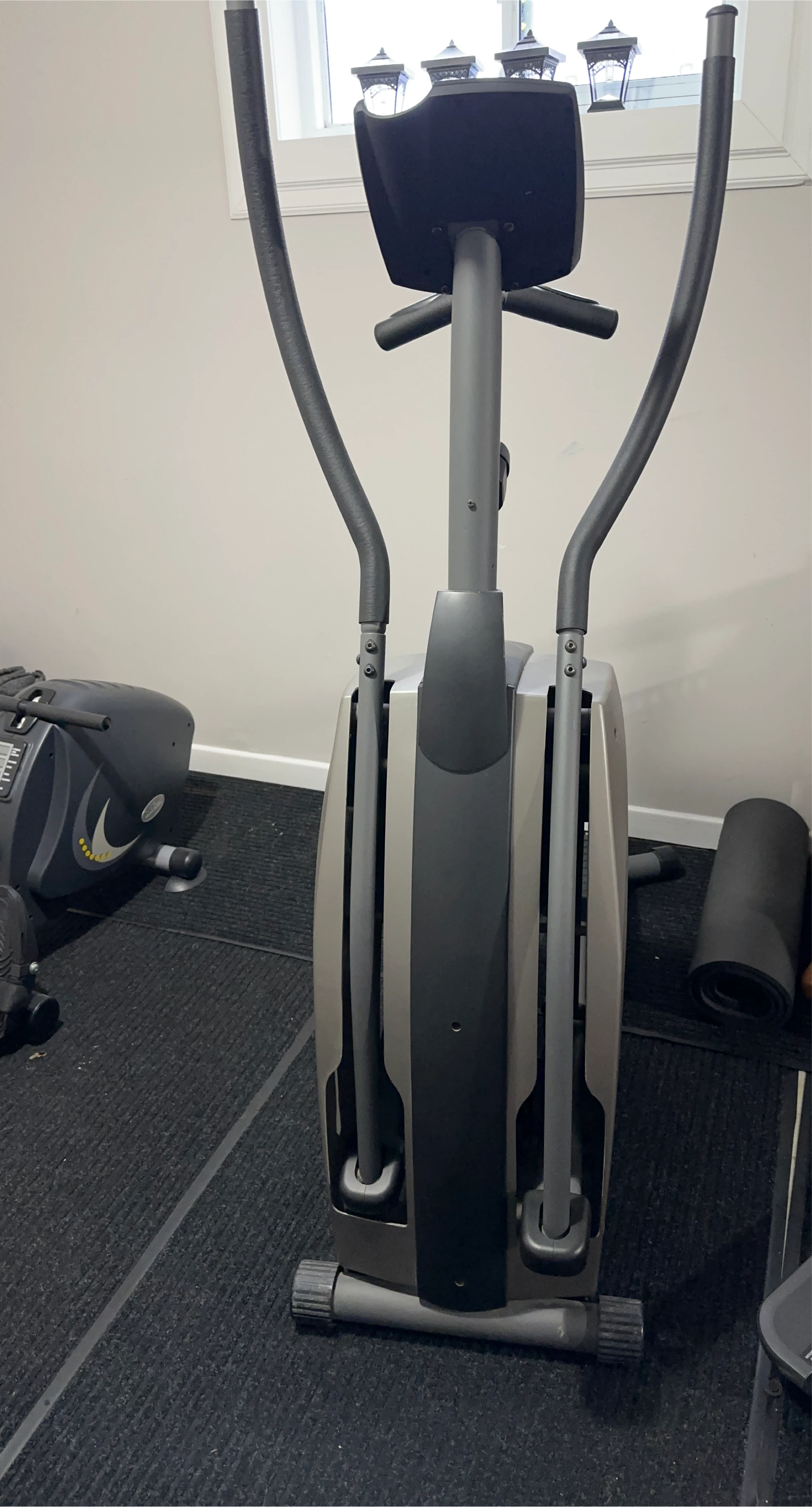 Diamondback Fitness 300 Series Elliptical thumbnail