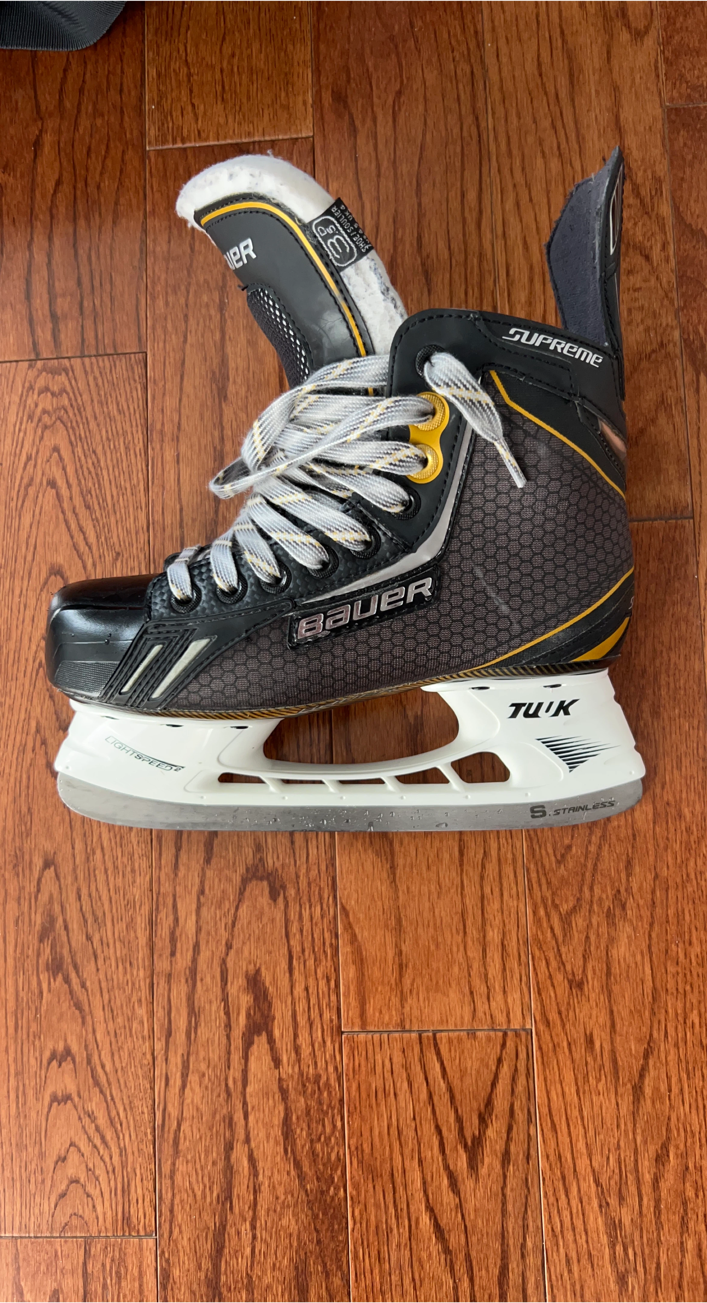 Bauer Supreme Hockey Skates - Size US 4.5